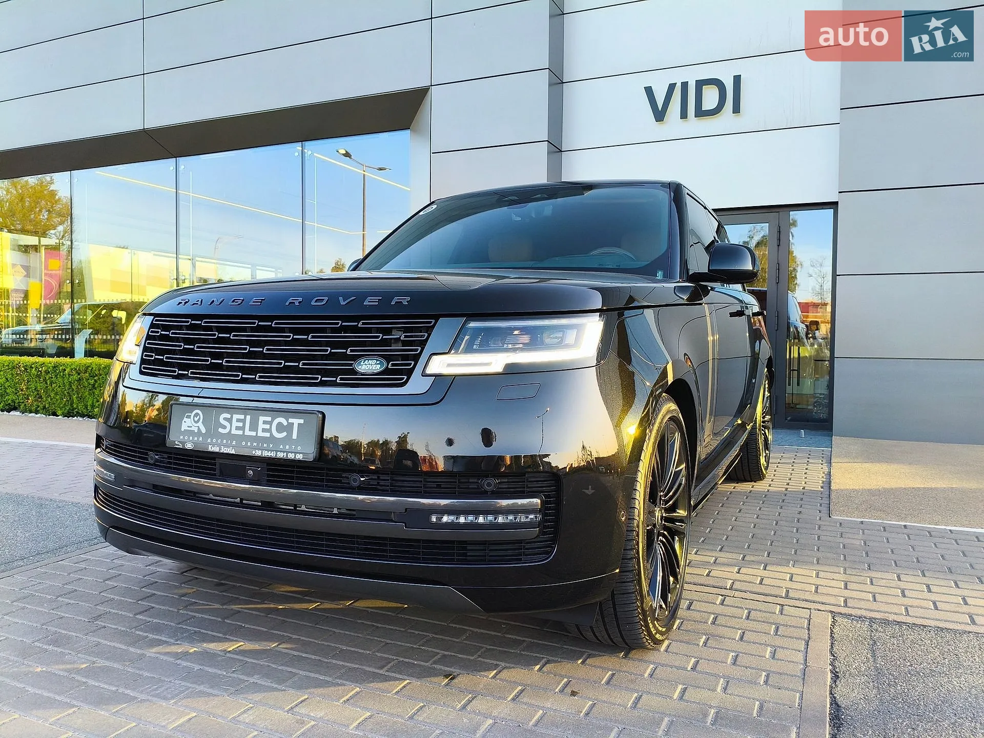 2023 Land Rover Range Rover - мініатюра 17