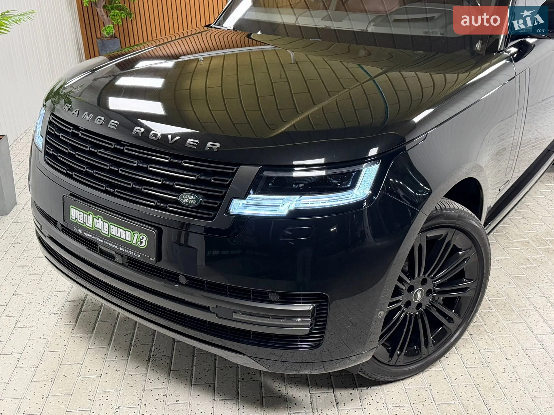 2023 Land Rover Range Rover - мініатюра 8