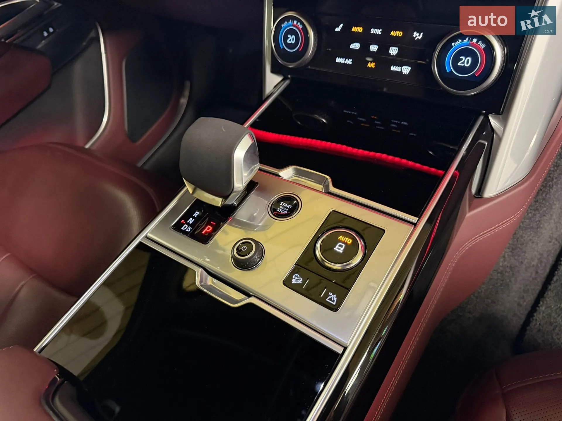 2023 Land Rover Range Rover - мініатюра 31