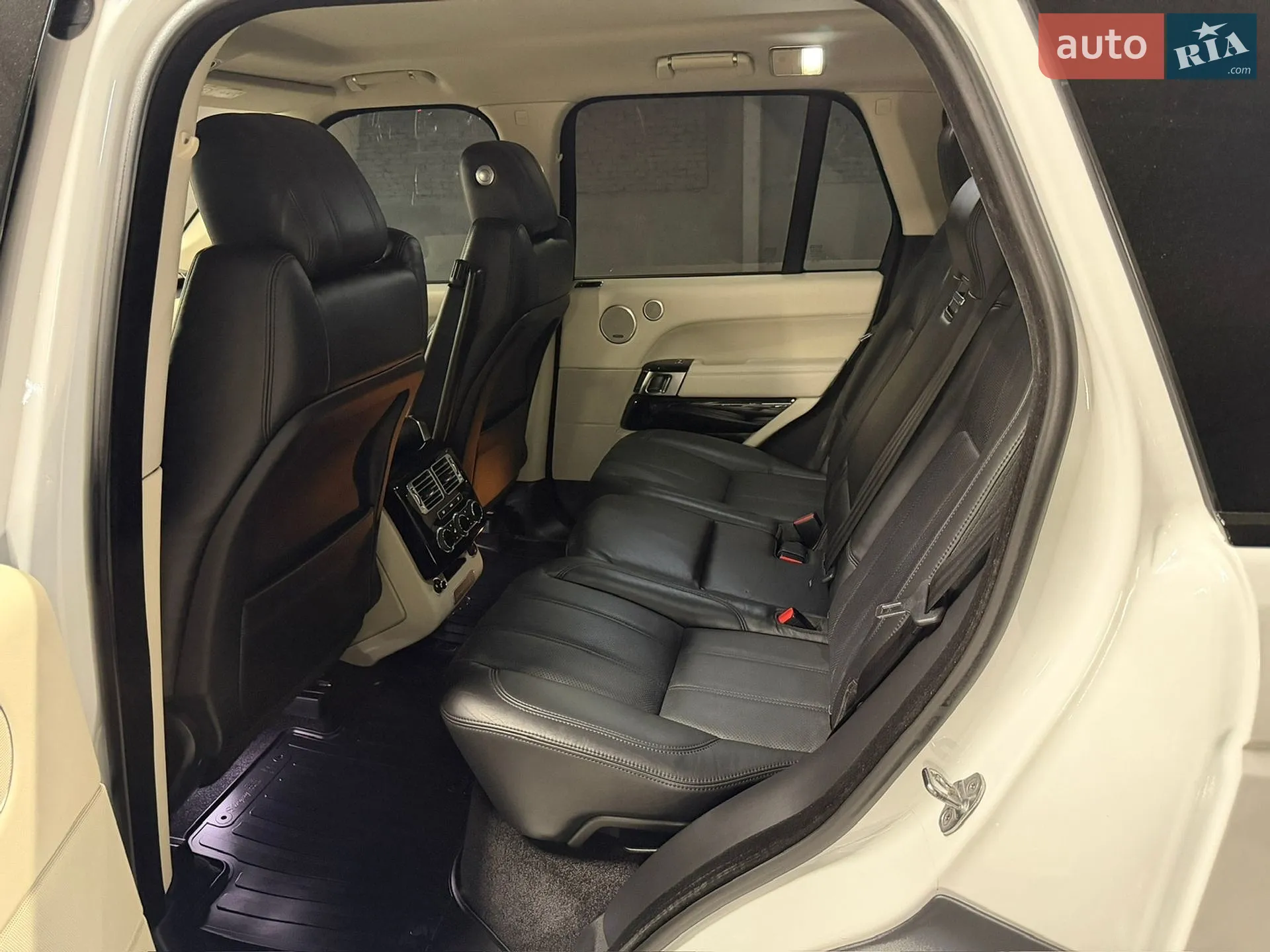 2013 Land Rover Range Rover - мініатюра 9