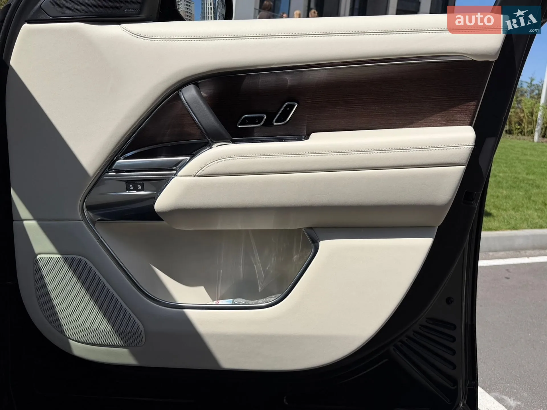 2023 Land Rover Range Rover - мініатюра 52