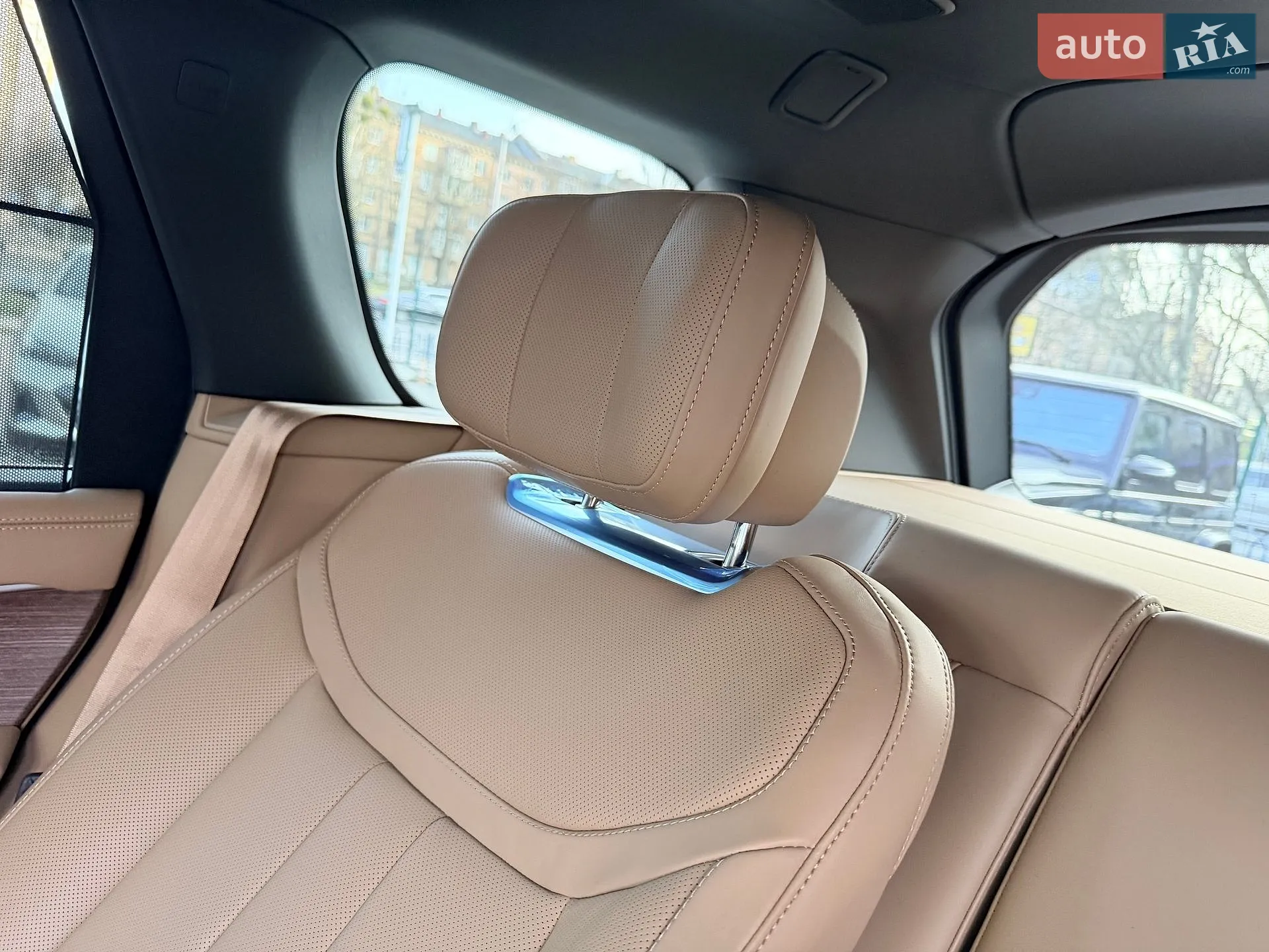 2025 Land Rover Range Rover - мініатюра 37