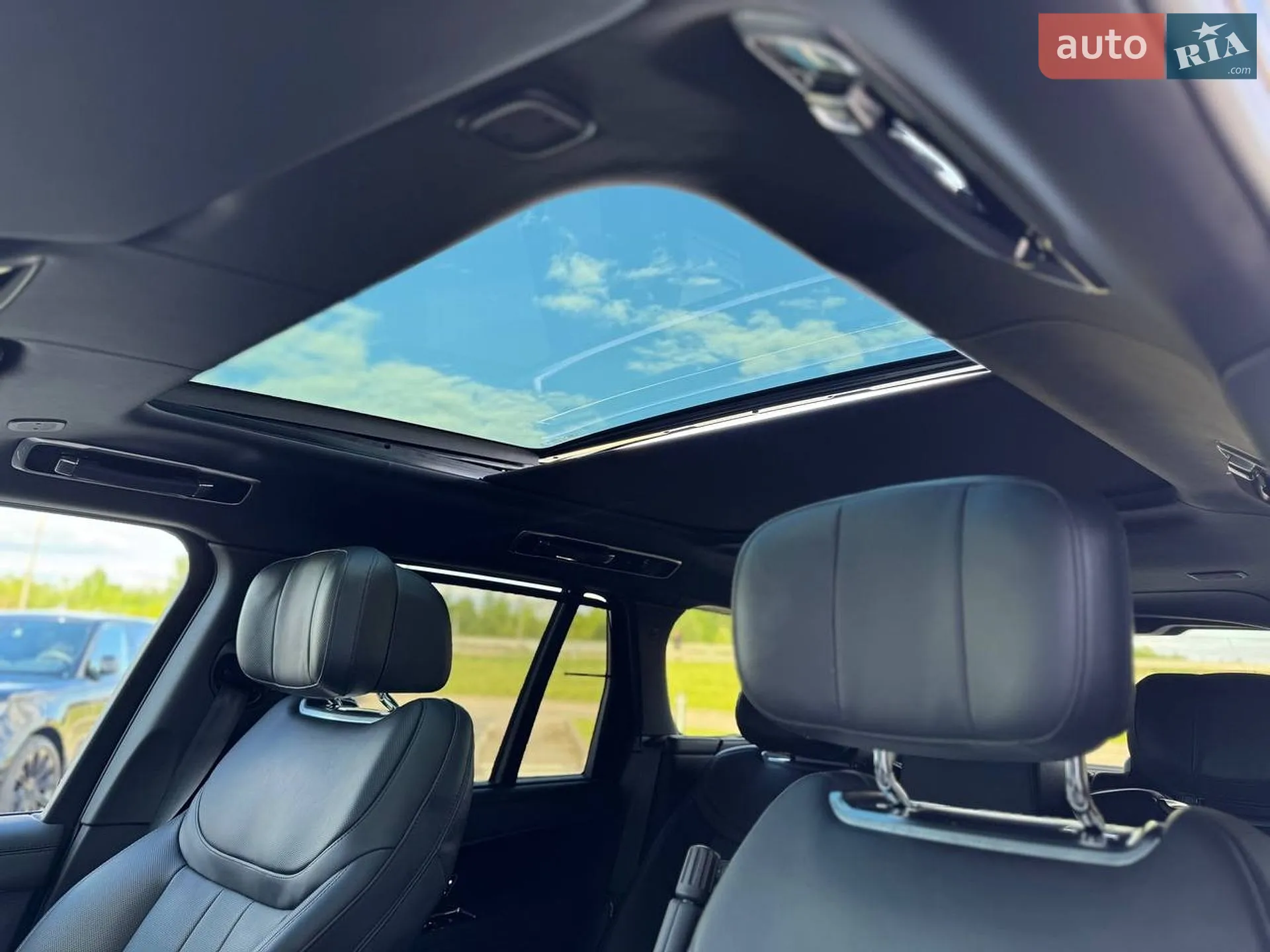 2023 Land Rover Range Rover - мініатюра 17