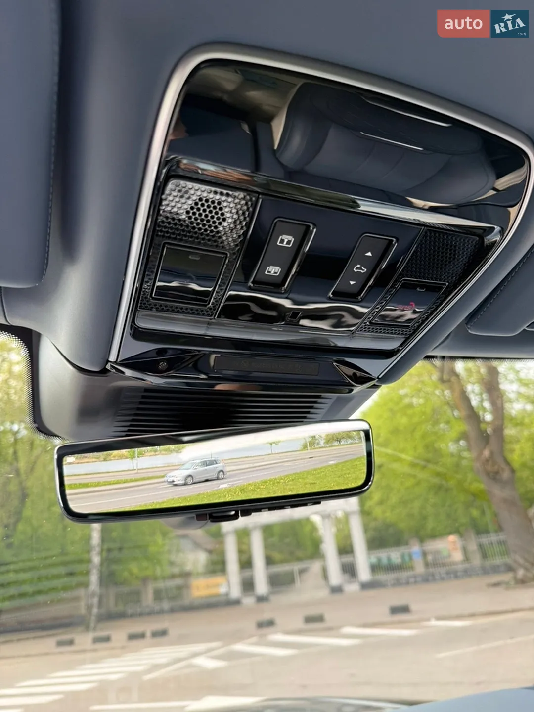 2025 Land Rover Range Rover - мініатюра 30