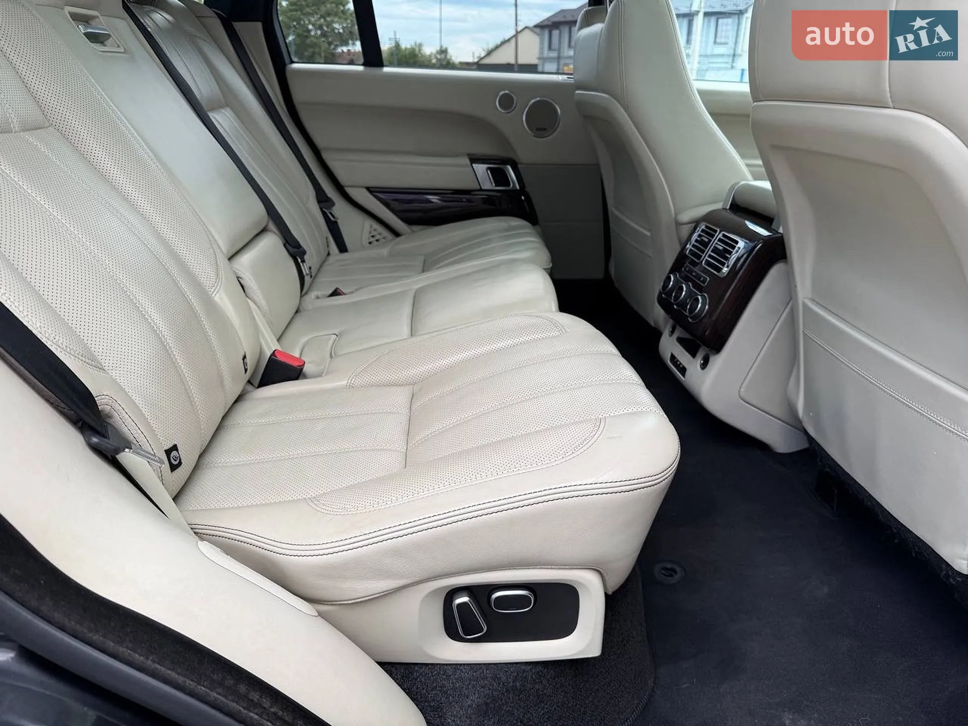 2013 Land Rover Range Rover - мініатюра 40