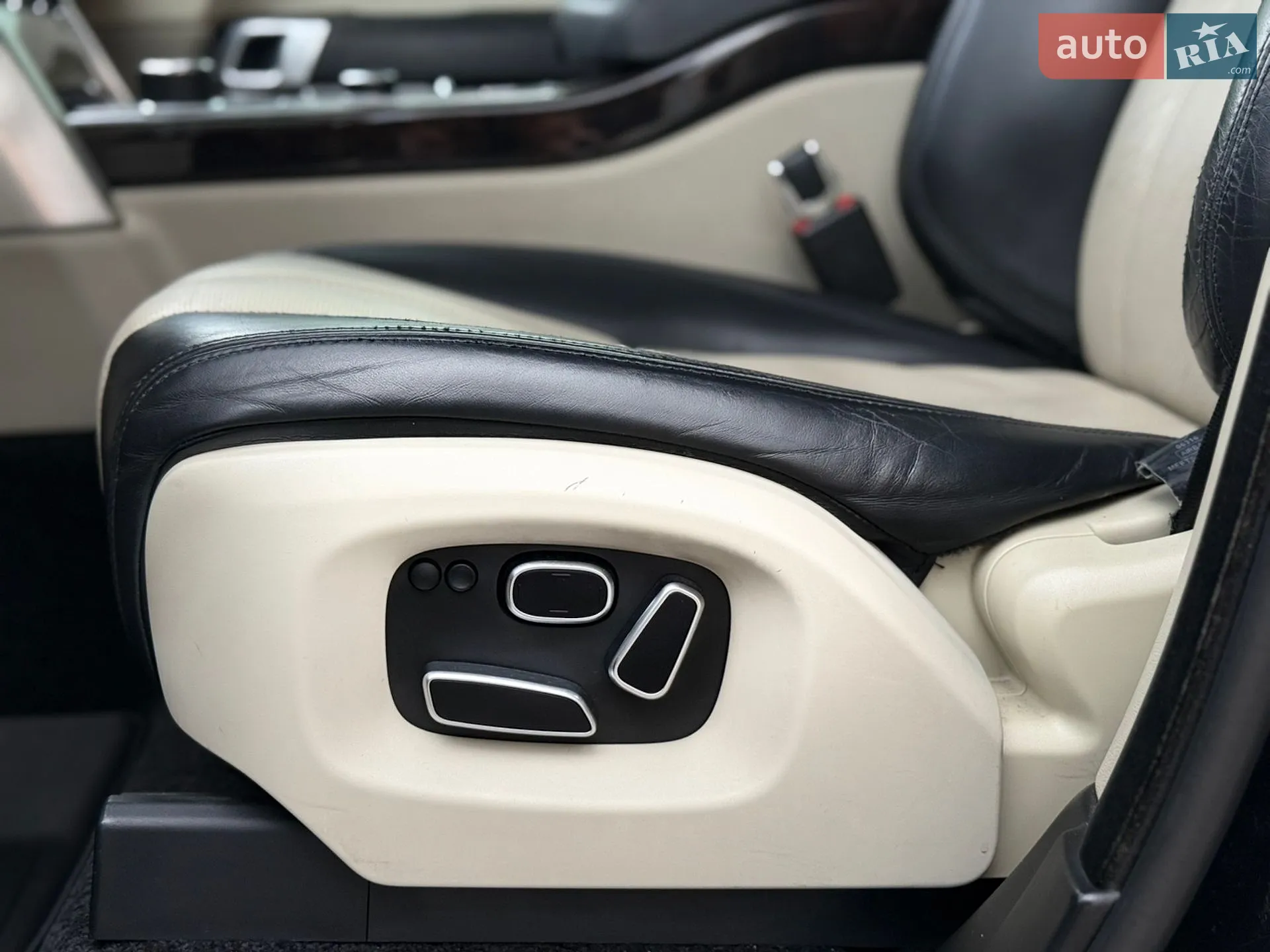 2013 Land Rover Range Rover - мініатюра 19