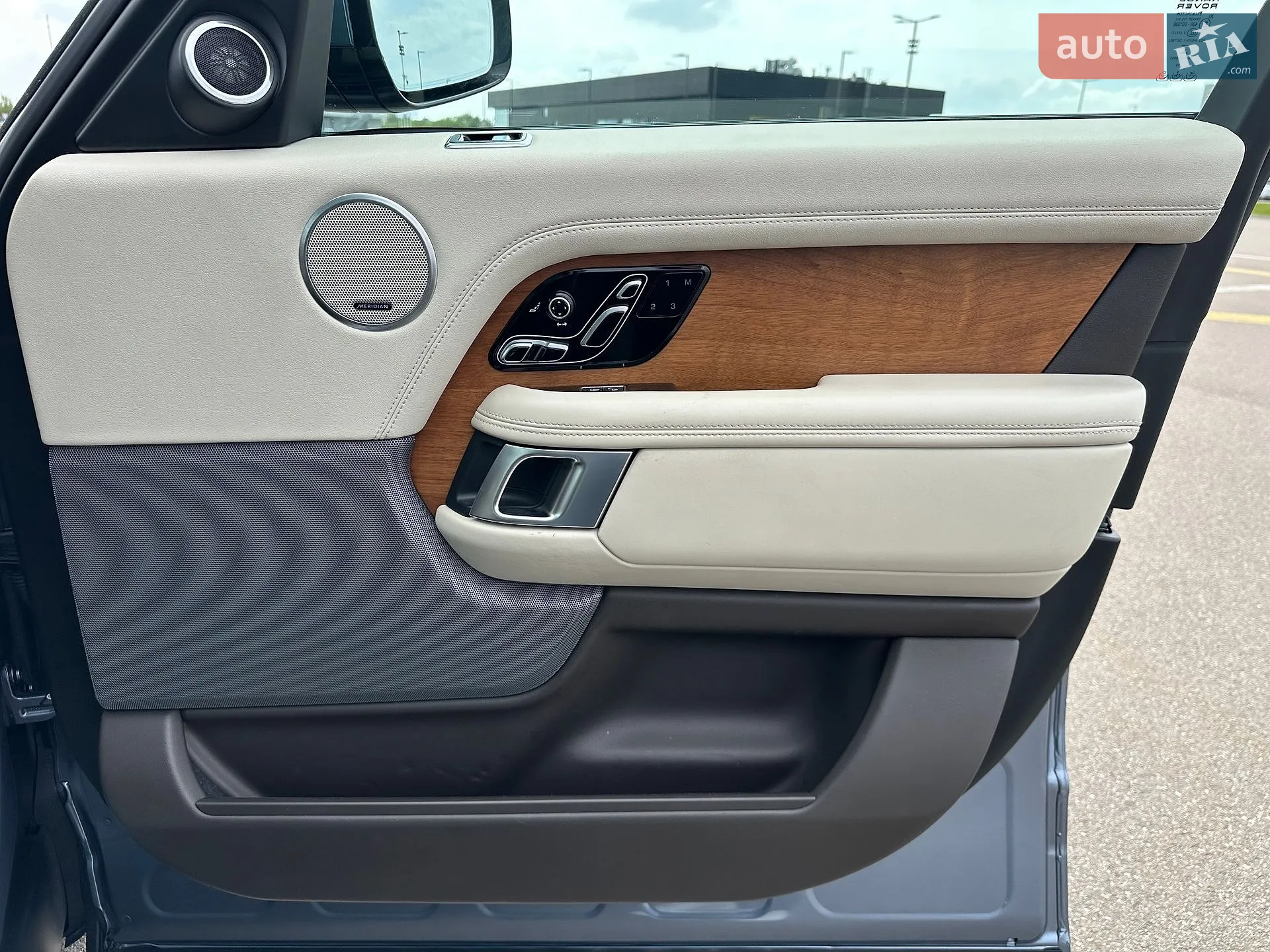 2018 Land Rover Range Rover - мініатюра 30