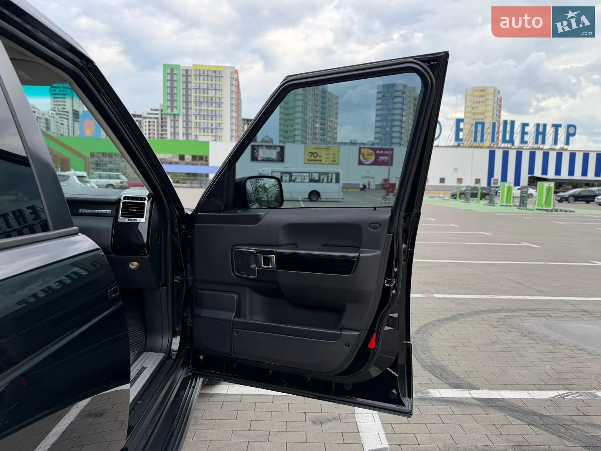 2010 Land Rover Range Rover - мініатюра 41