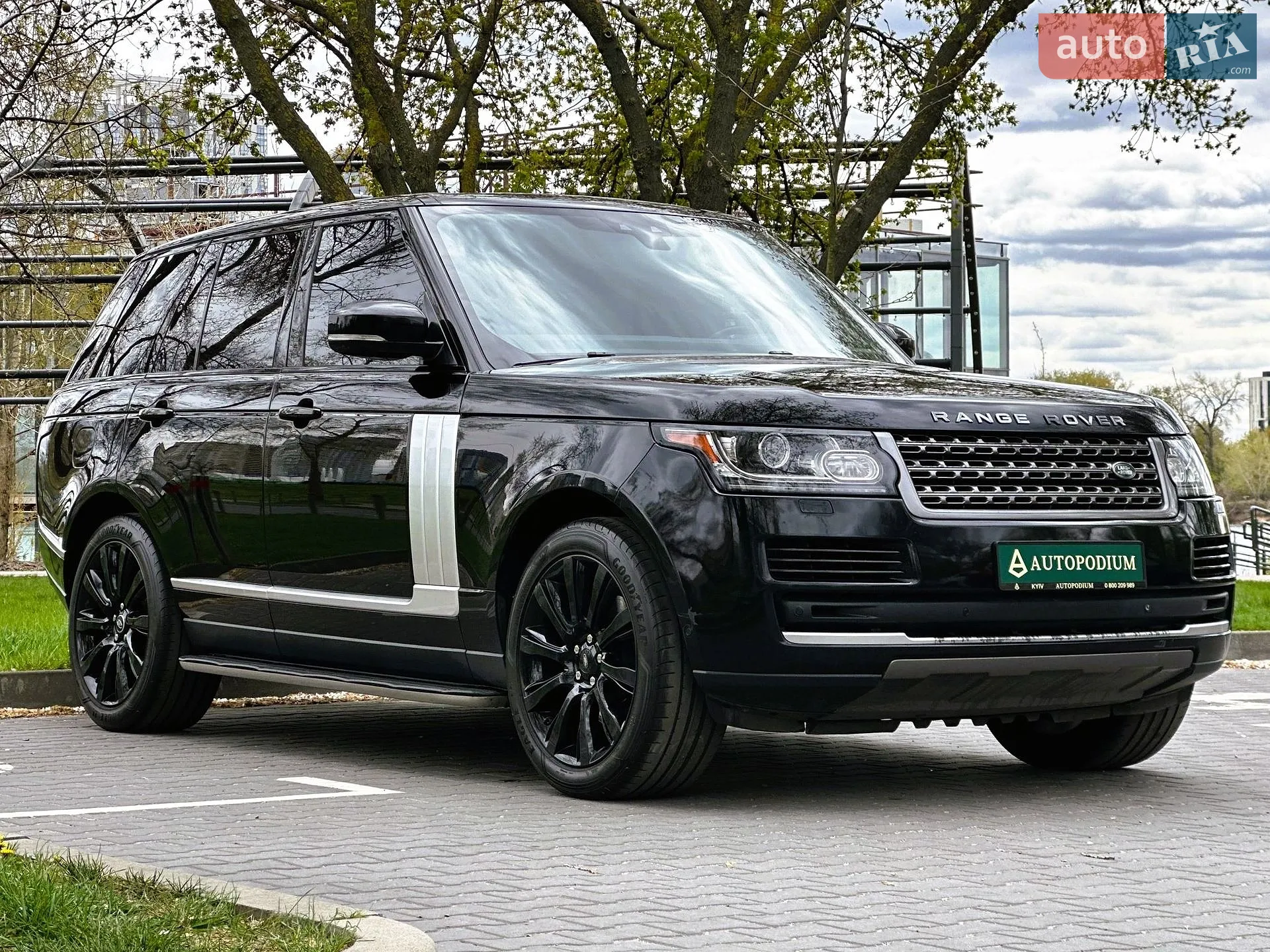 2017 Land Rover Range Rover - мініатюра 4