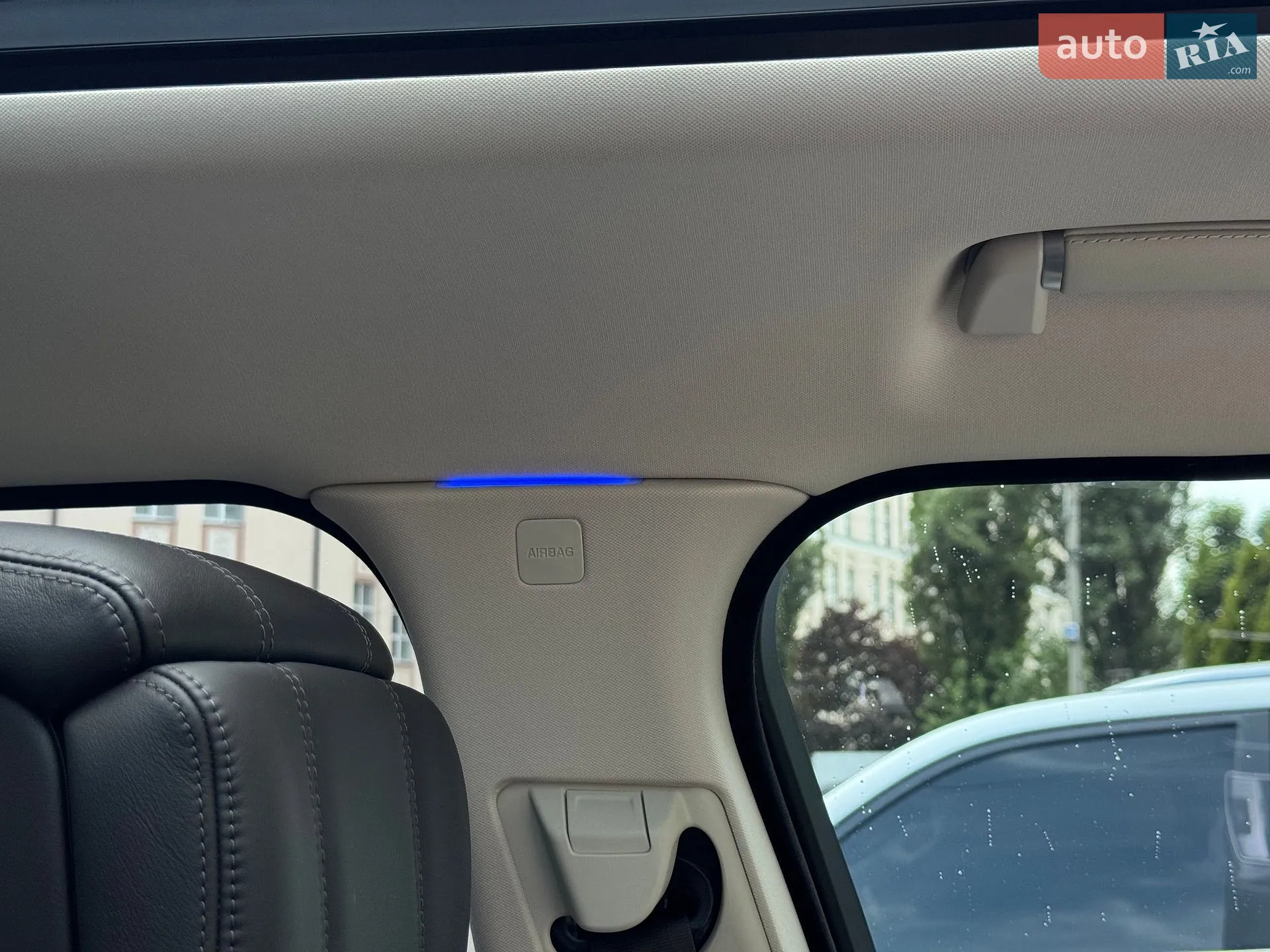 2020 Land Rover Range Rover - мініатюра 17