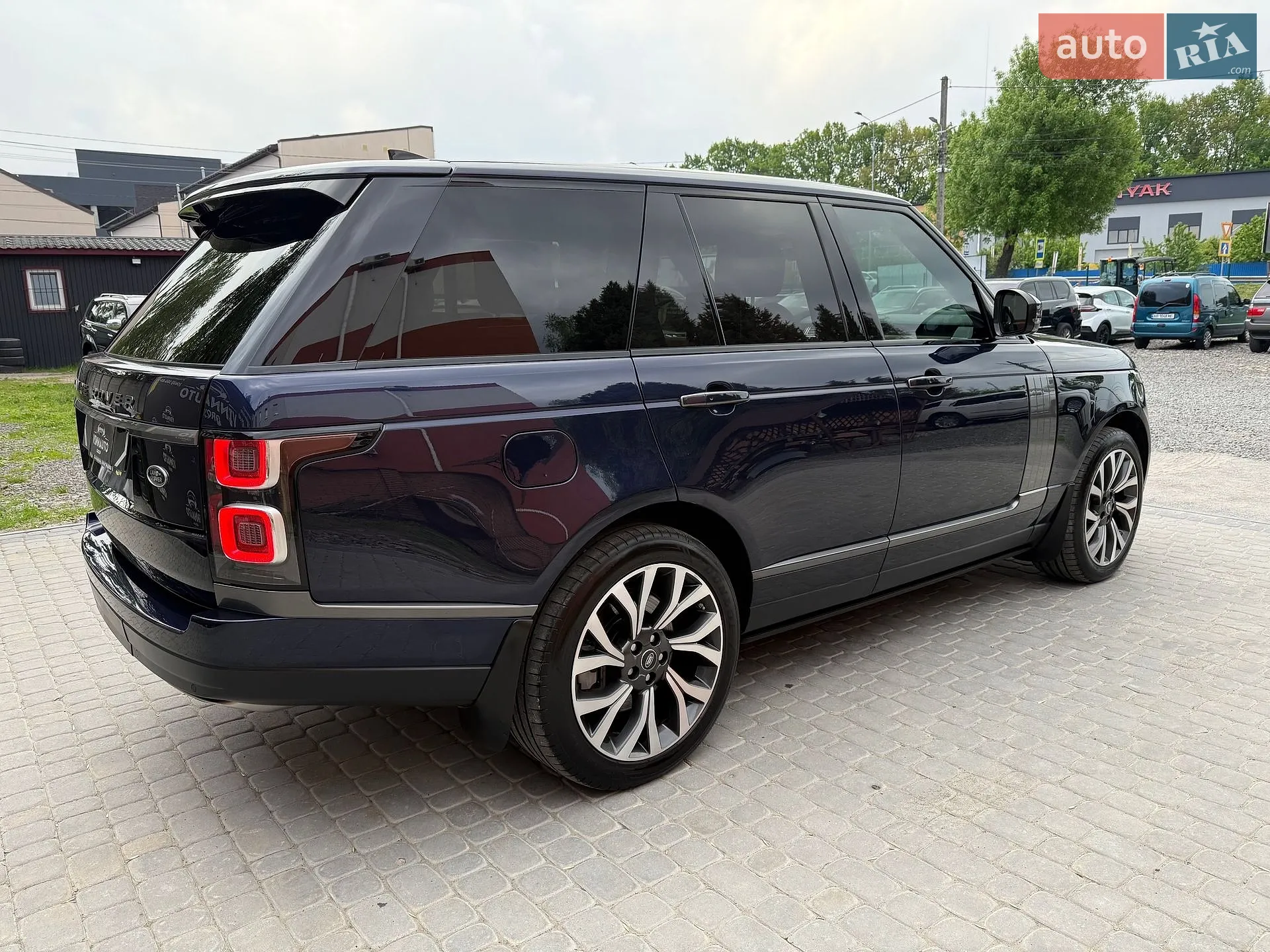 2018 Land Rover Range Rover - мініатюра 17