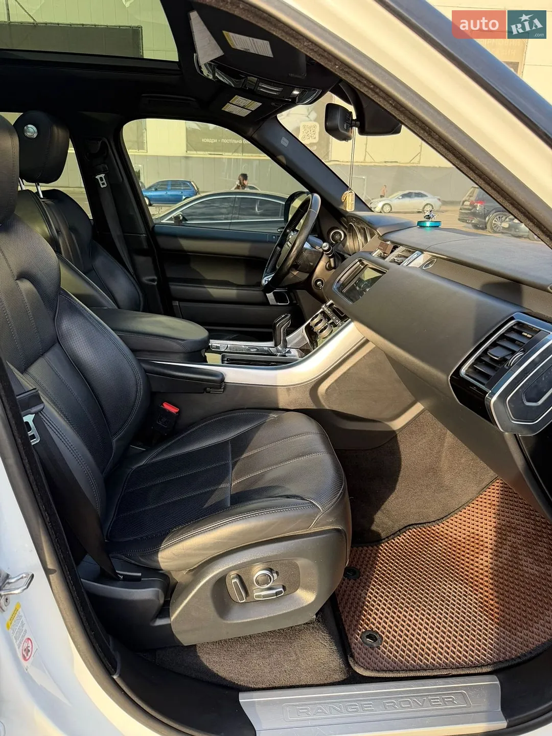 2015 Land Rover Range Rover - мініатюра 33