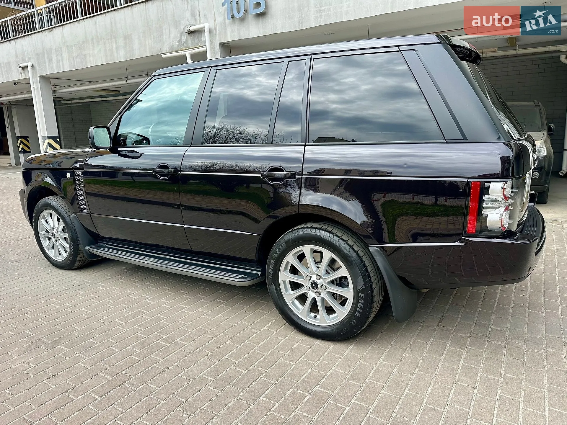 2012 Land Rover Range Rover - мініатюра 18