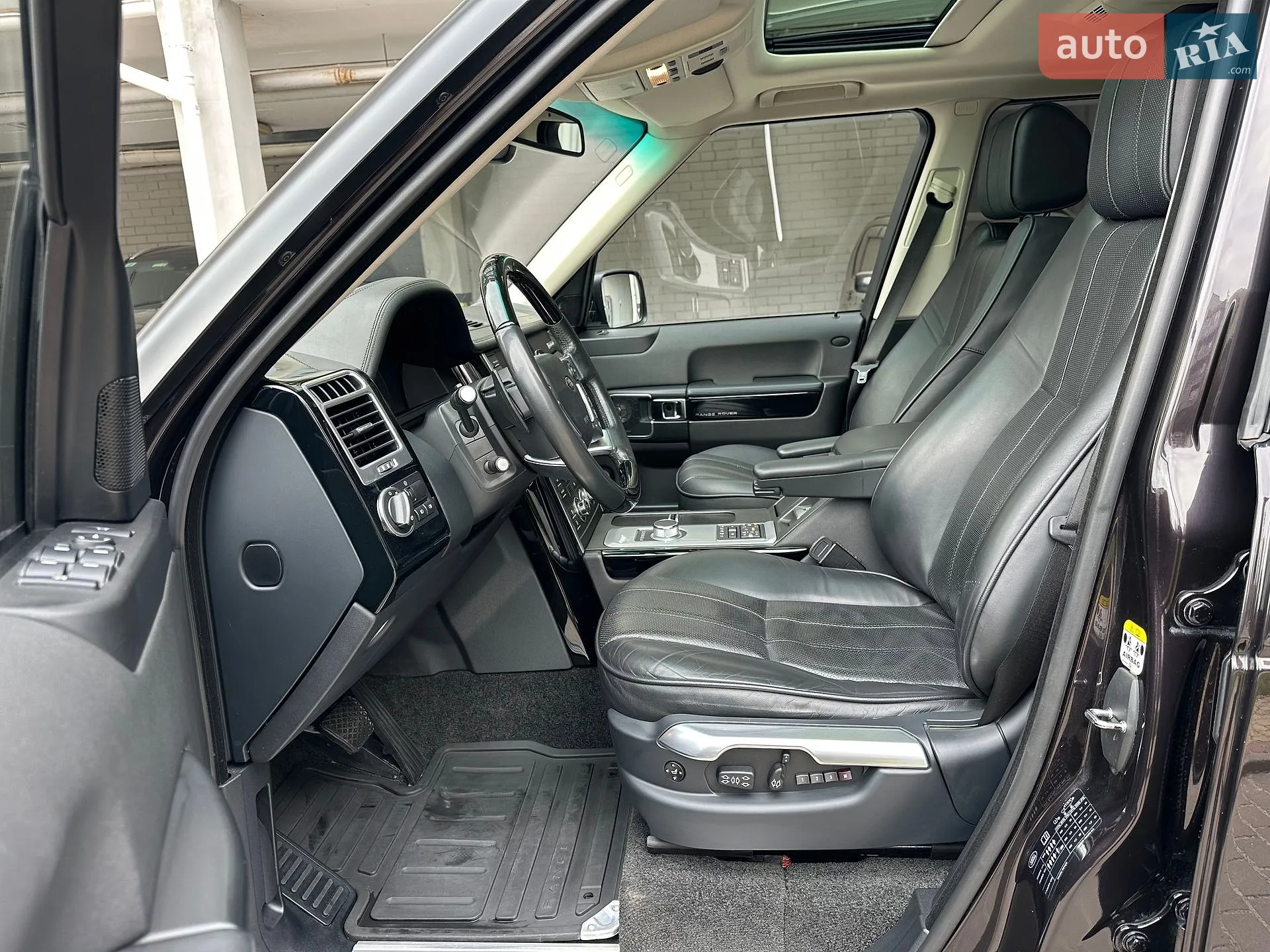 2012 Land Rover Range Rover - мініатюра 37