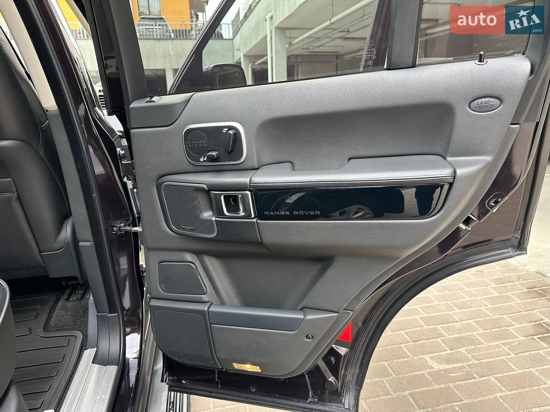 2012 Land Rover Range Rover - мініатюра 49