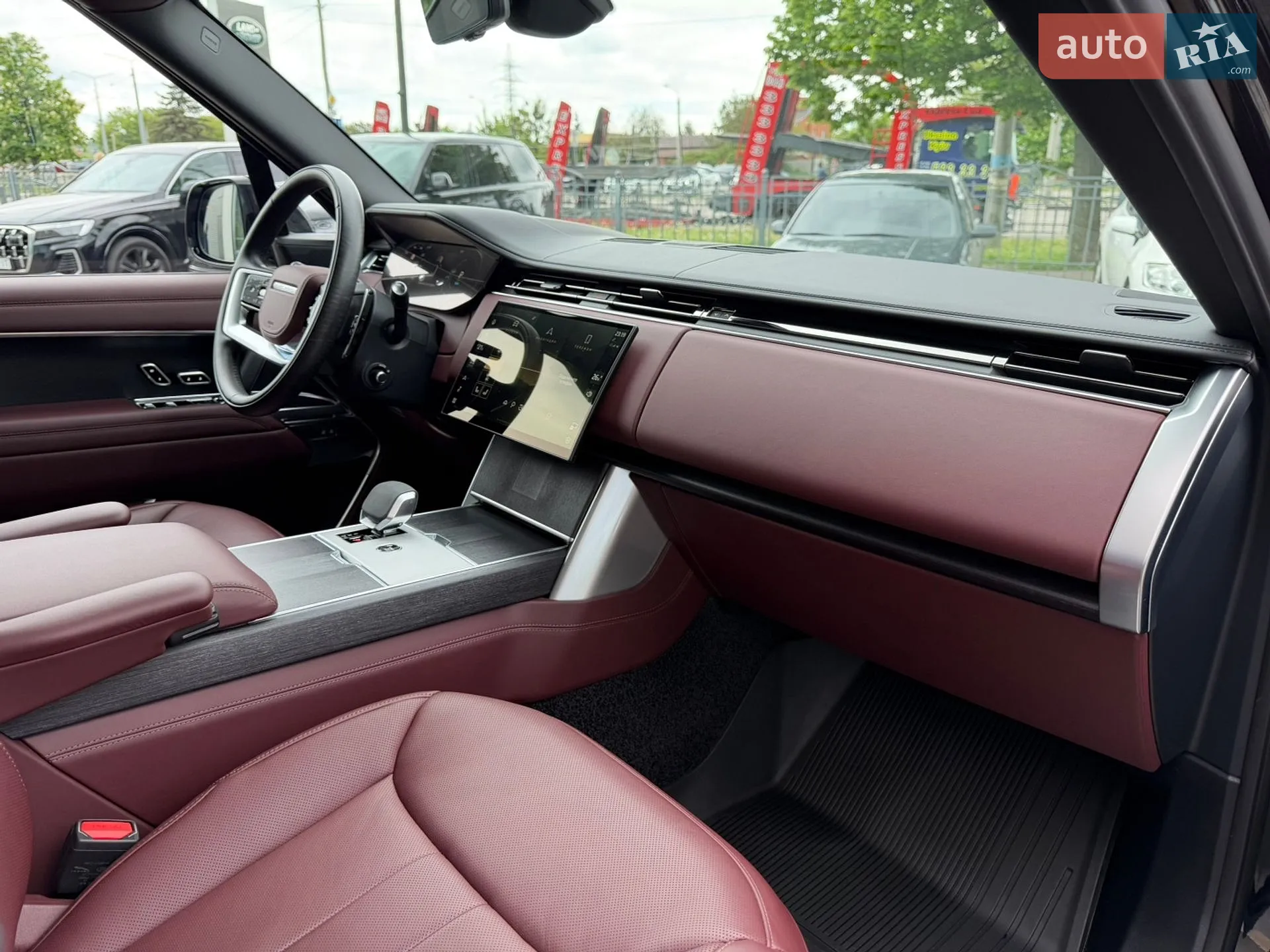 2025 Land Rover Range Rover - мініатюра 34