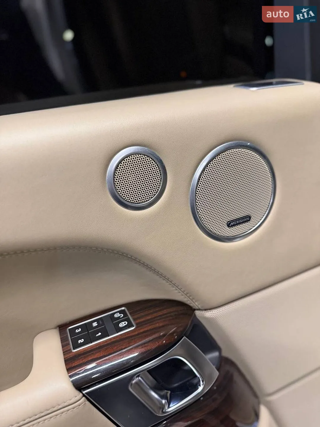 2013 Land Rover Range Rover - мініатюра 19
