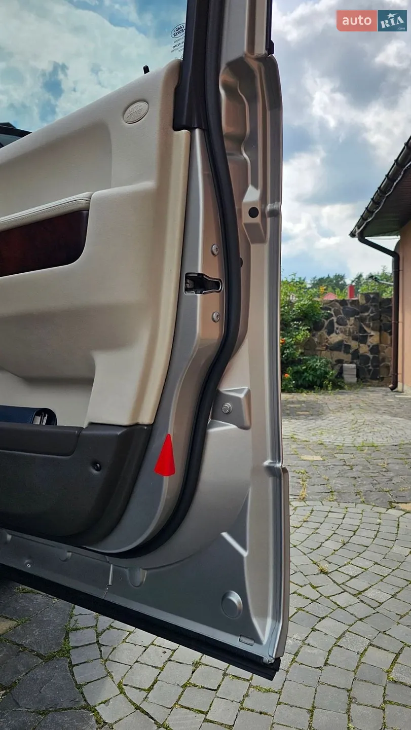 2010 Land Rover Range Rover - мініатюра 37