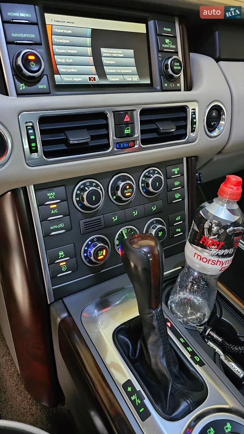 2010 Land Rover Range Rover - мініатюра 188