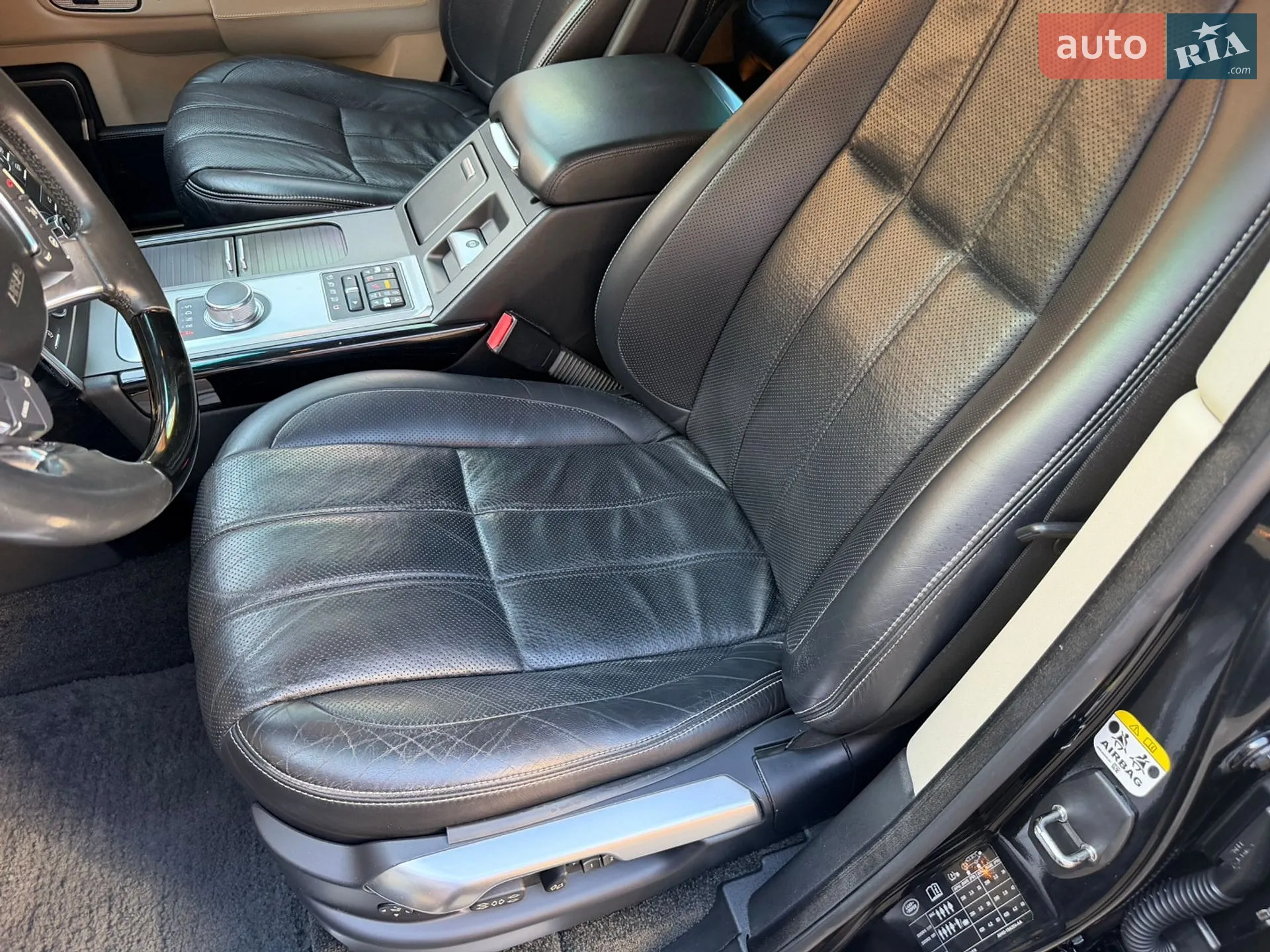 2012 Land Rover Range Rover - мініатюра 19
