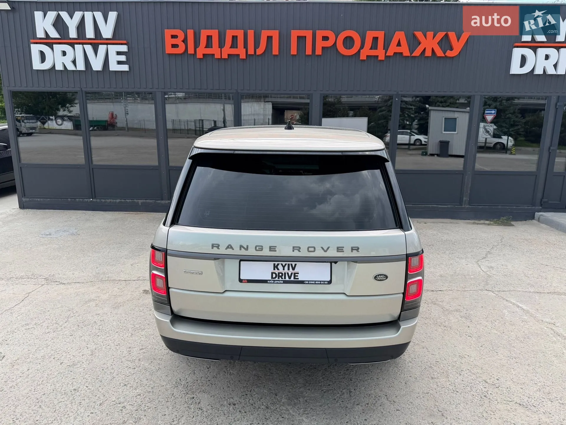 2019 Land Rover Range Rover - мініатюра 15