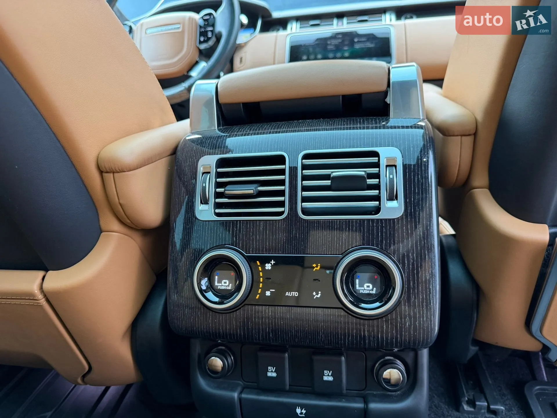 2019 Land Rover Range Rover - мініатюра 33