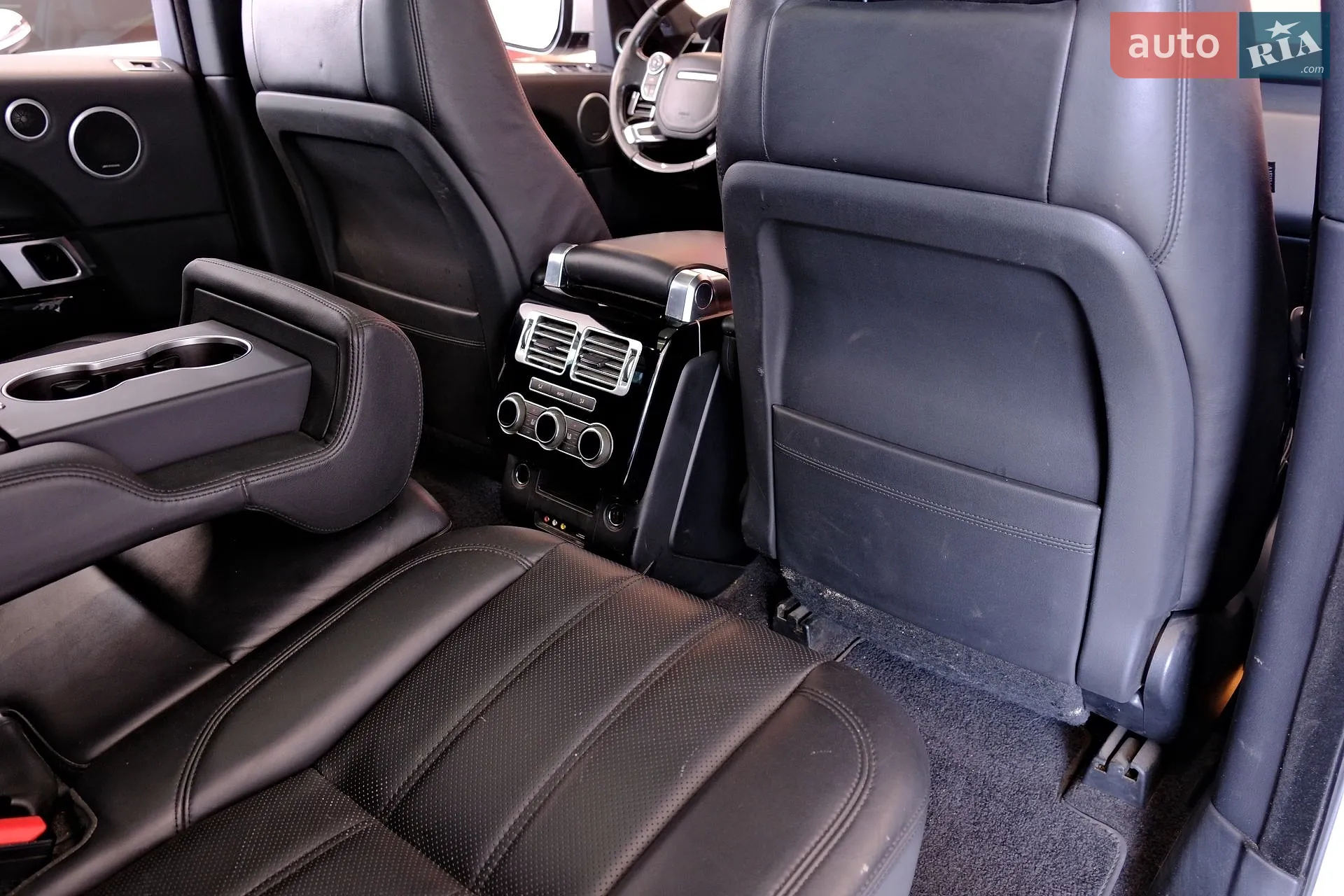 2014 Land Rover Range Rover - мініатюра 31