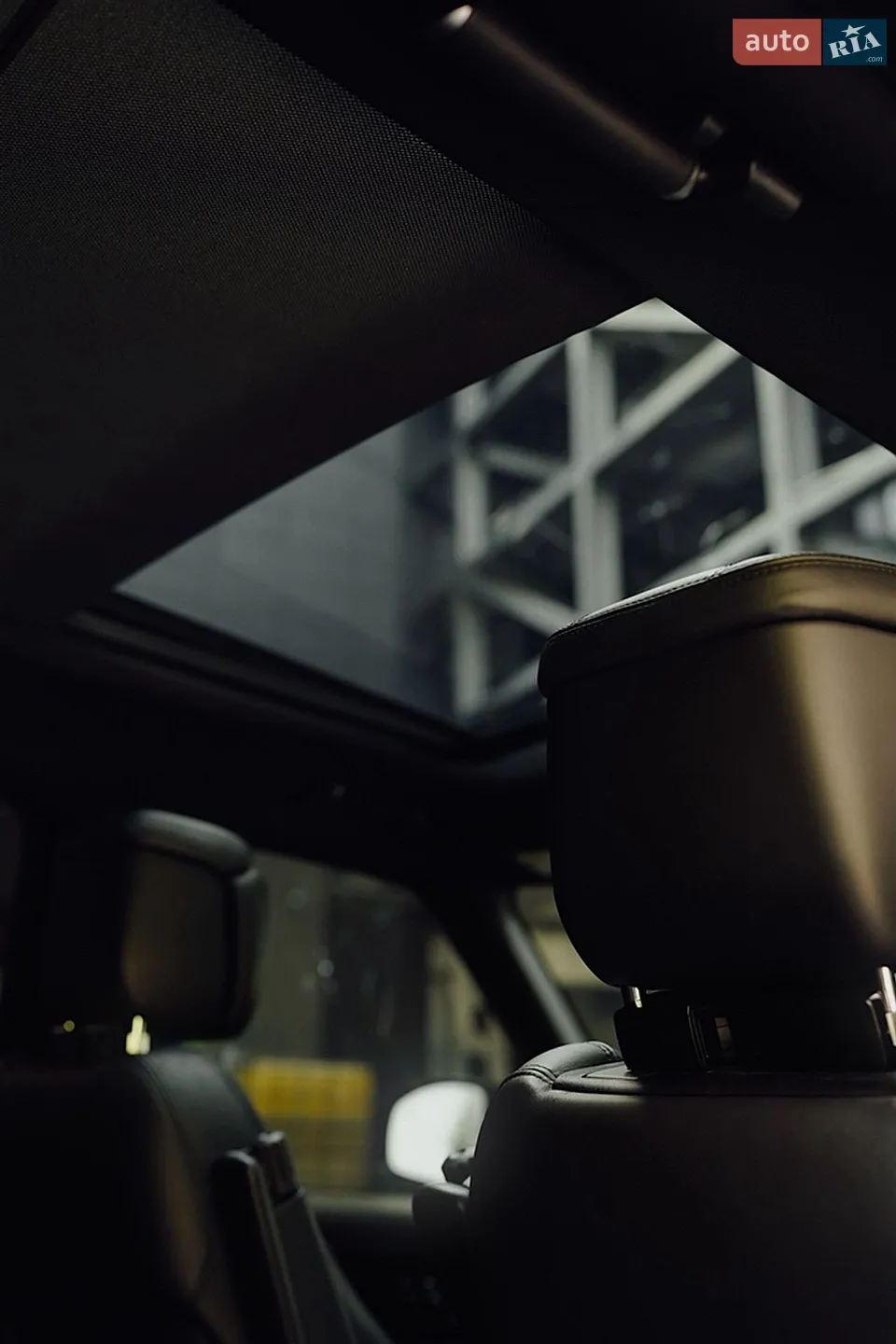 2018 Land Rover Range Rover - мініатюра 14