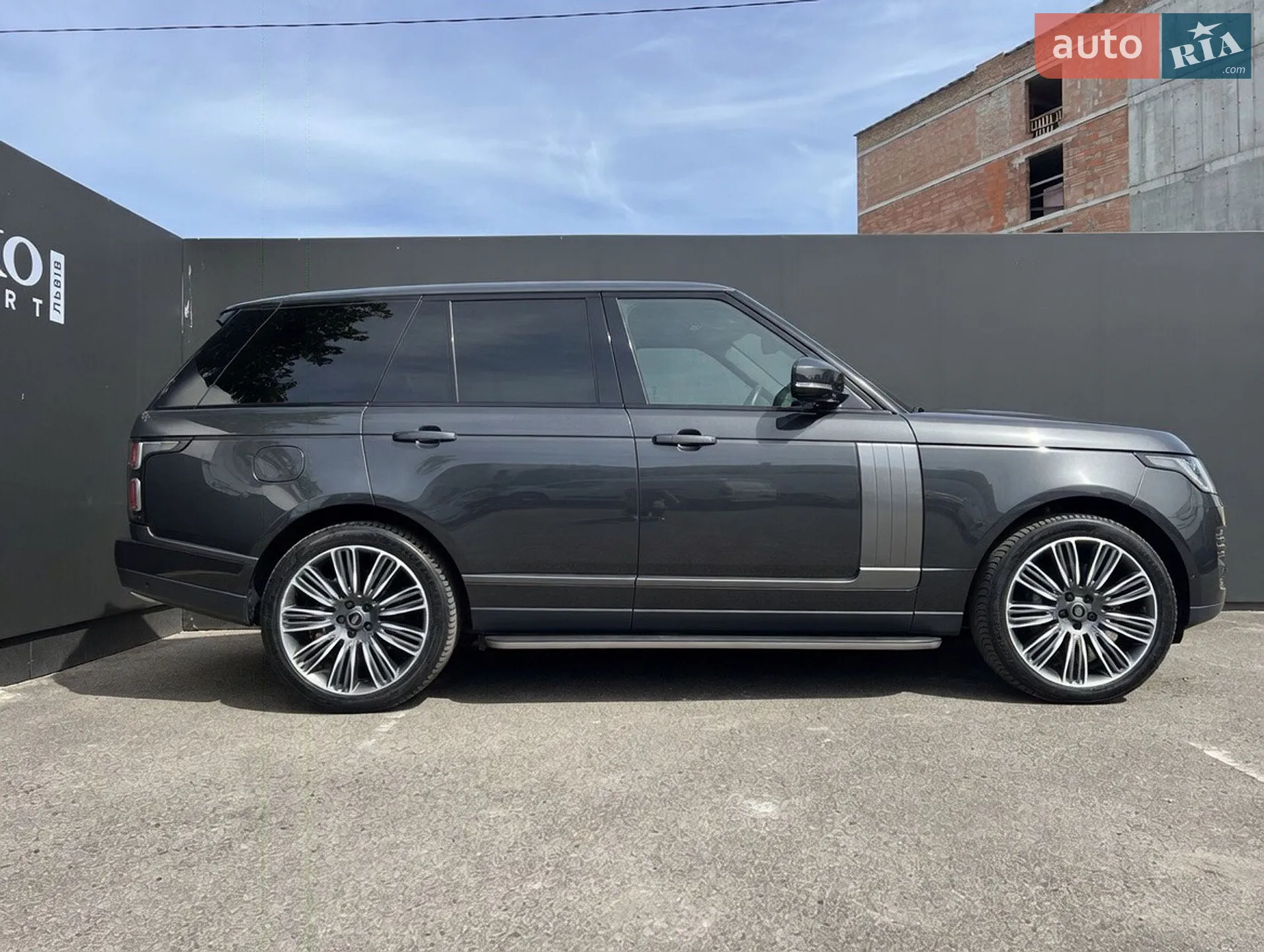 2020 Land Rover Range Rover - мініатюра 11
