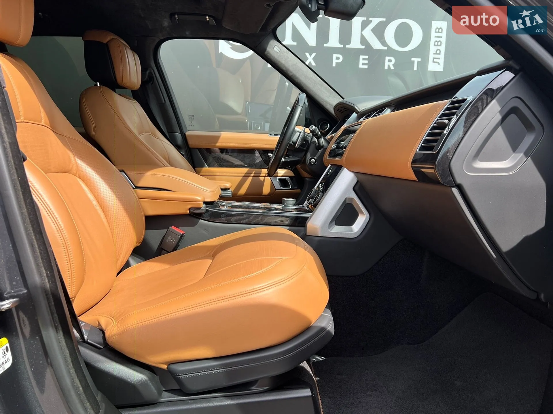 2020 Land Rover Range Rover - мініатюра 26