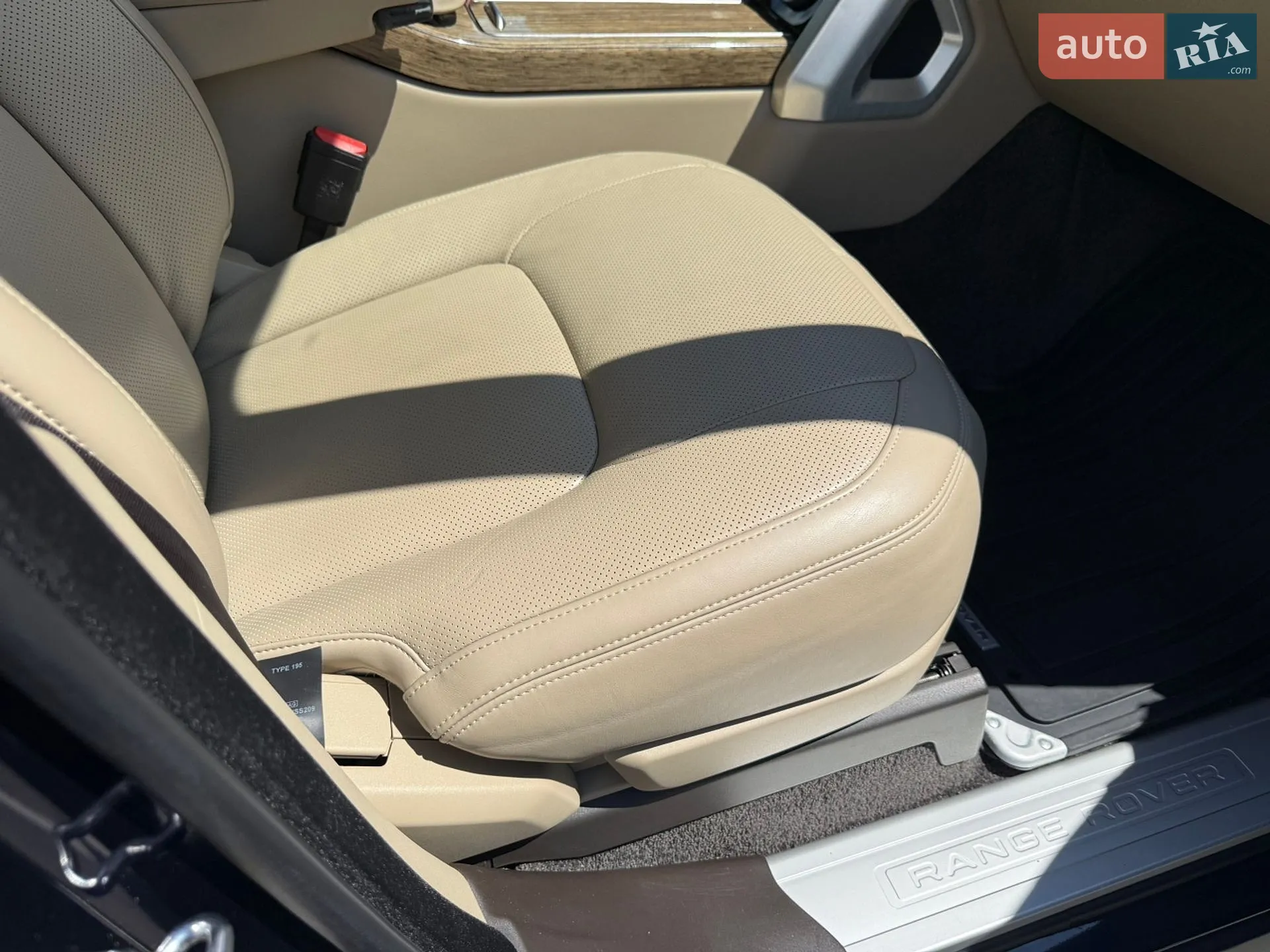 2019 Land Rover Range Rover - мініатюра 16