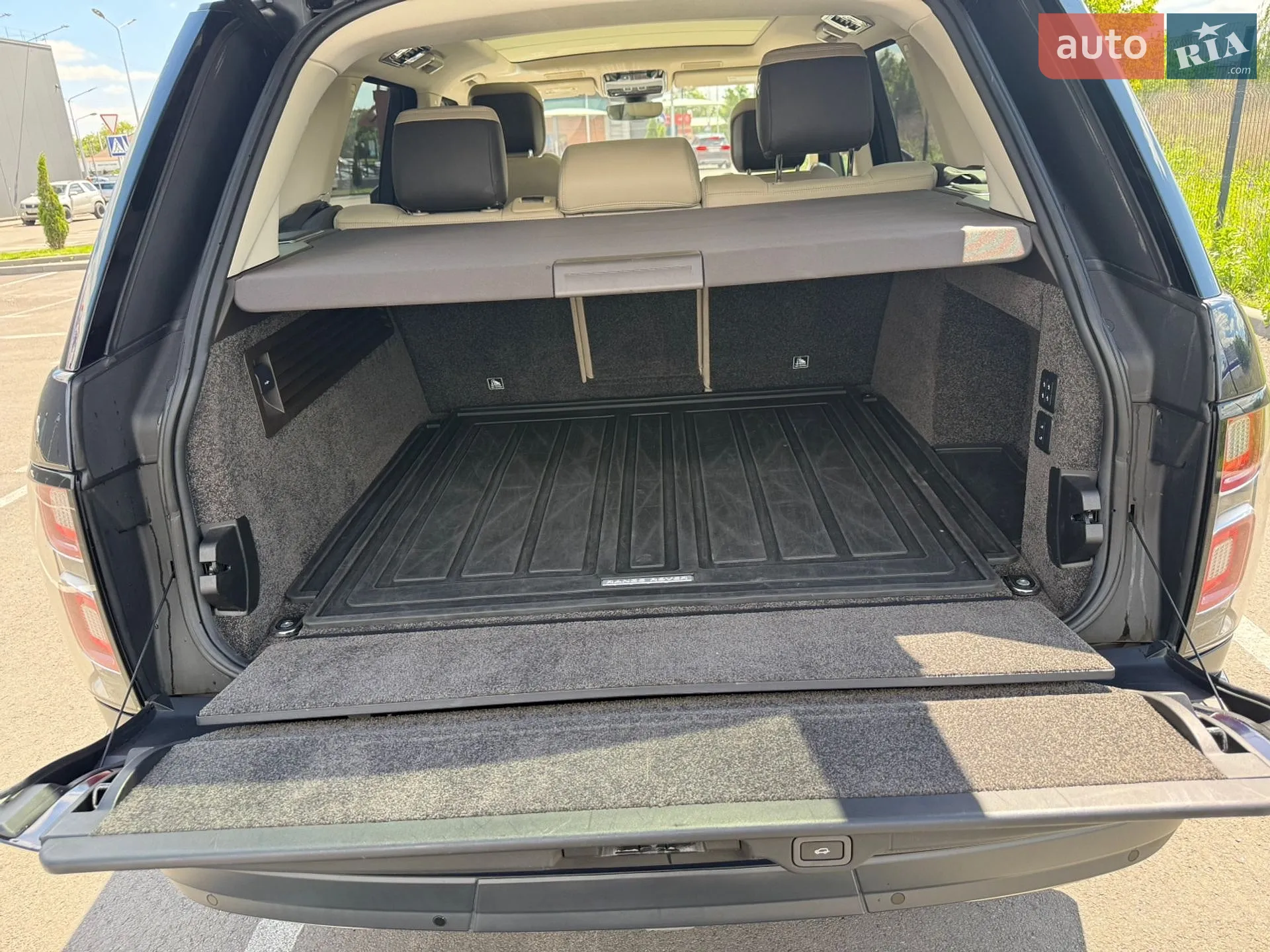 2019 Land Rover Range Rover - мініатюра 20