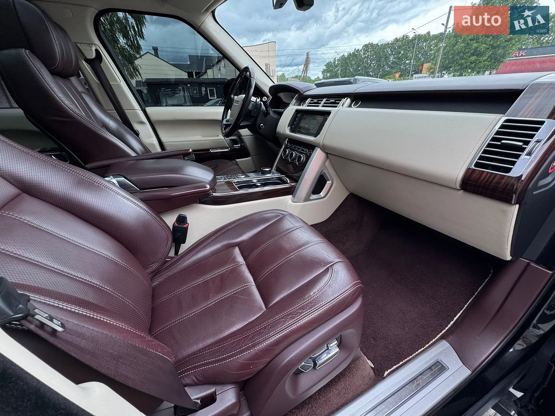 2013 Land Rover Range Rover - мініатюра 35