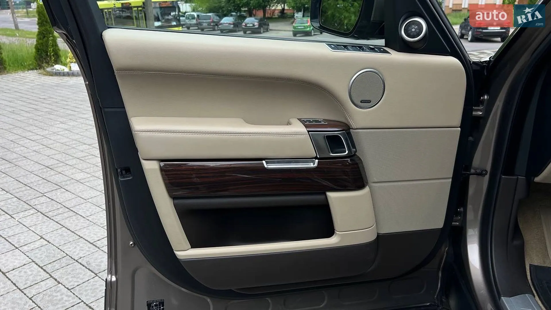 2017 Land Rover Range Rover - мініатюра 29
