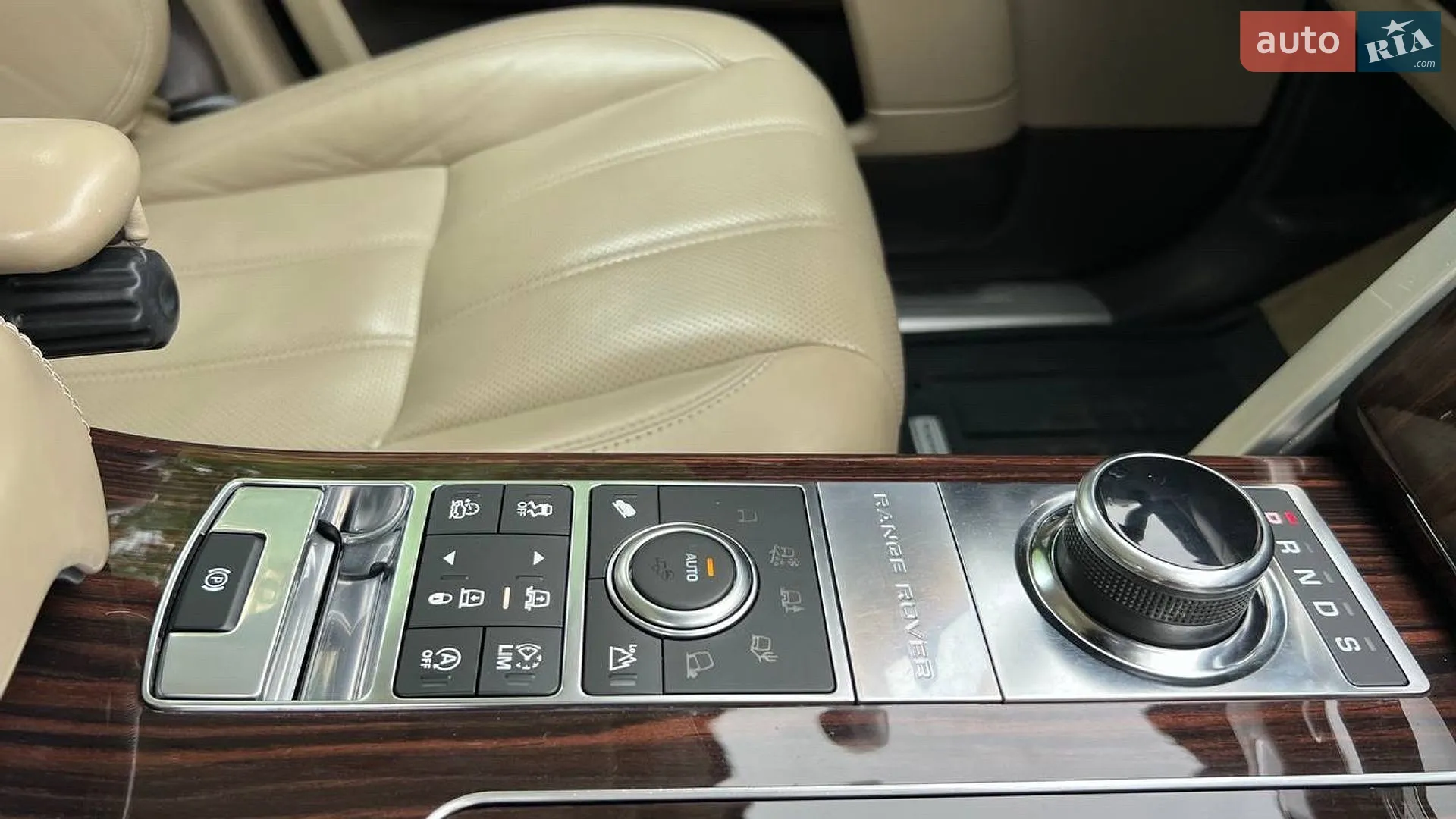 2017 Land Rover Range Rover - мініатюра 44