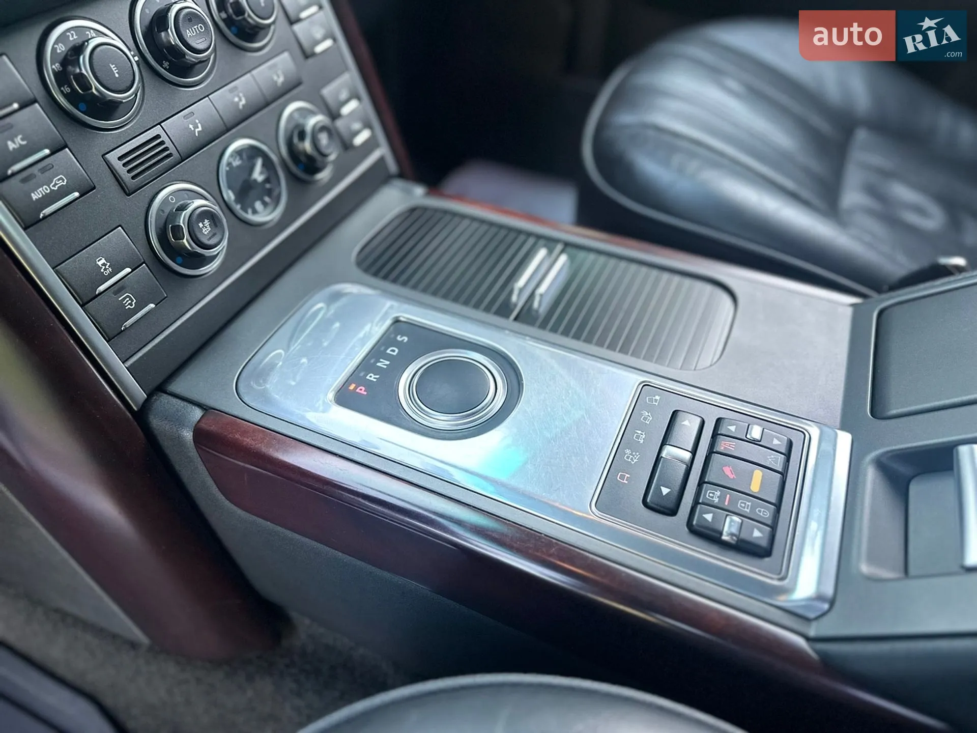 2011 Land Rover Range Rover - мініатюра 9