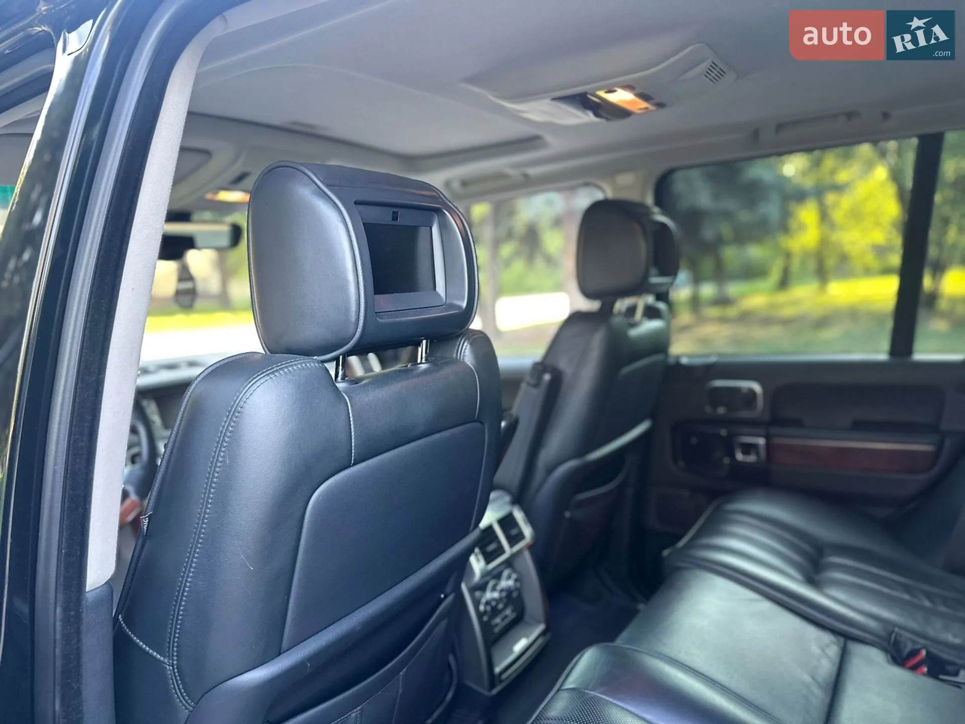 2011 Land Rover Range Rover - мініатюра 16