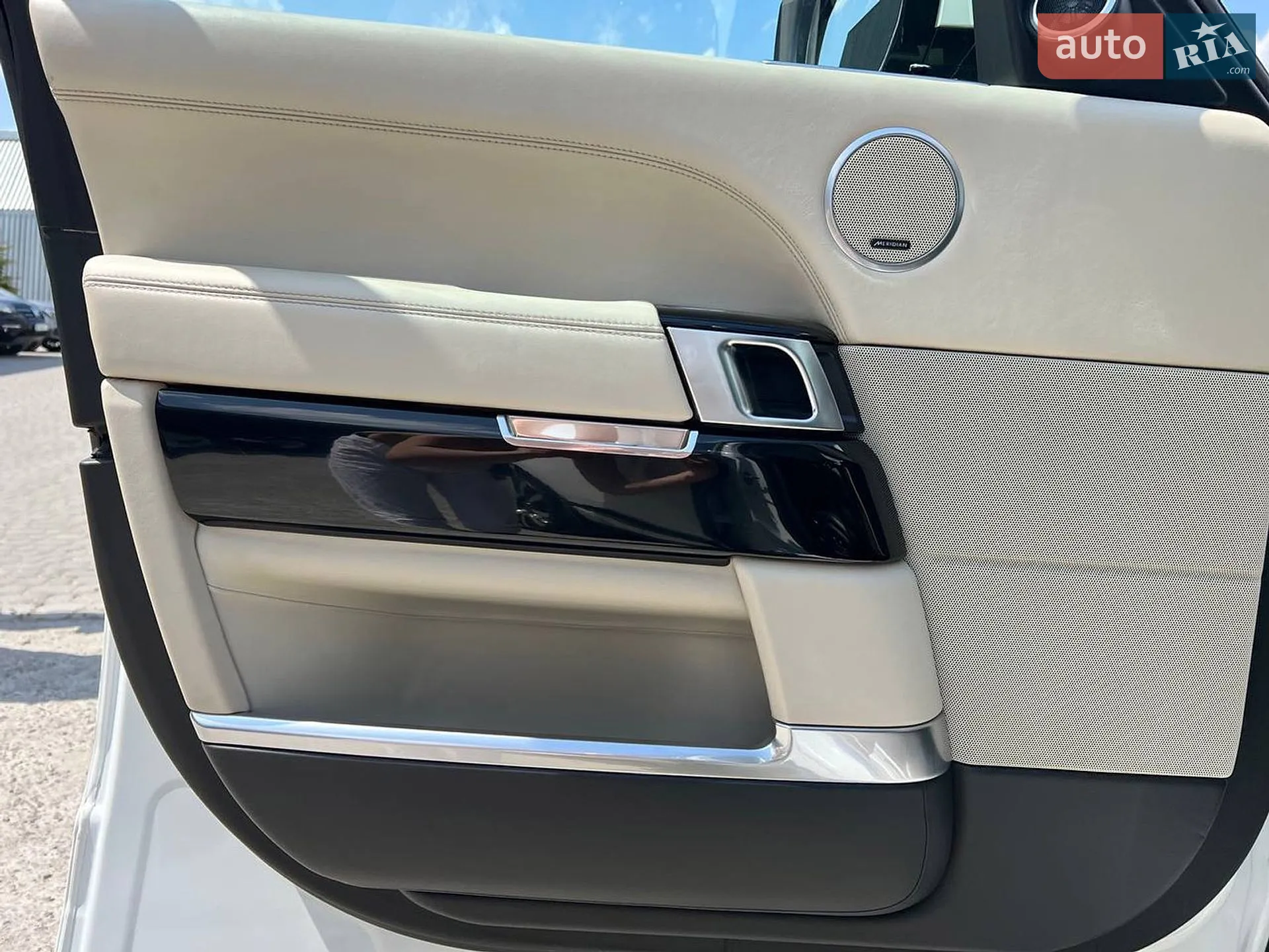 2014 Land Rover Range Rover - мініатюра 19