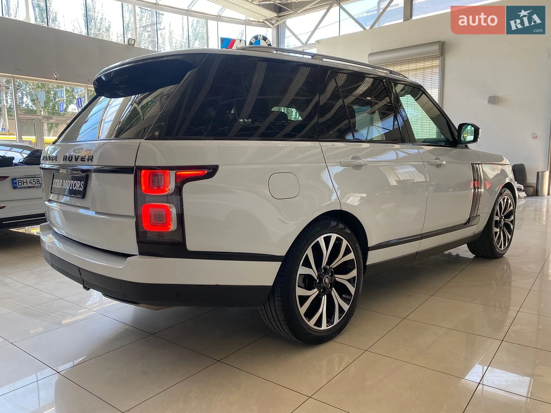 2018 Land Rover Range Rover - мініатюра 19