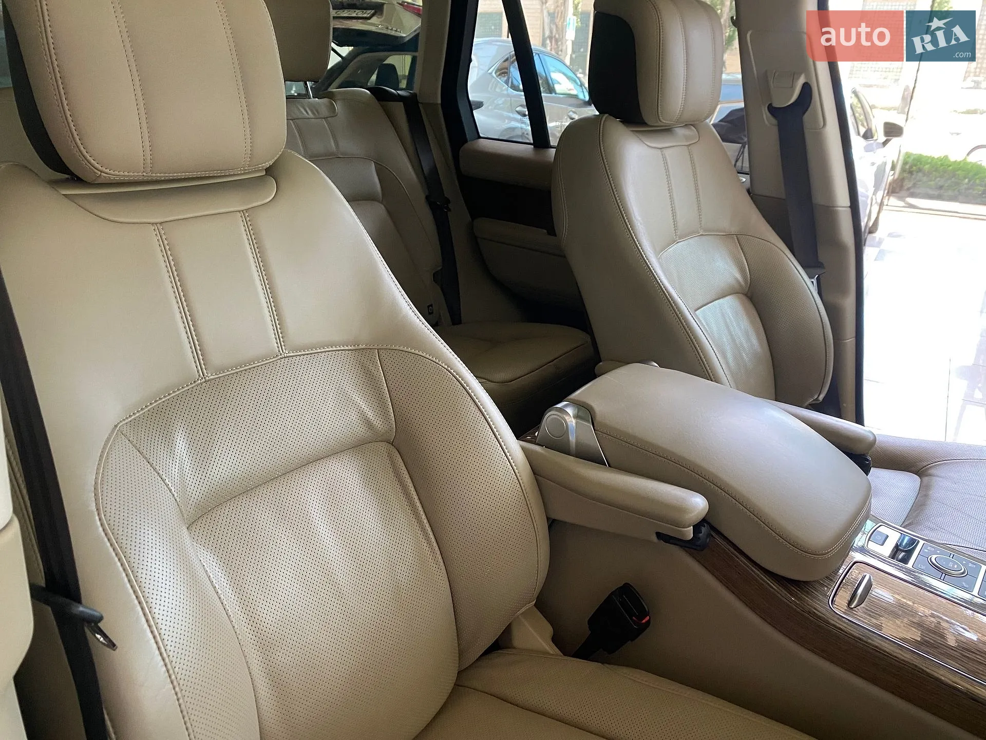2018 Land Rover Range Rover - мініатюра 38