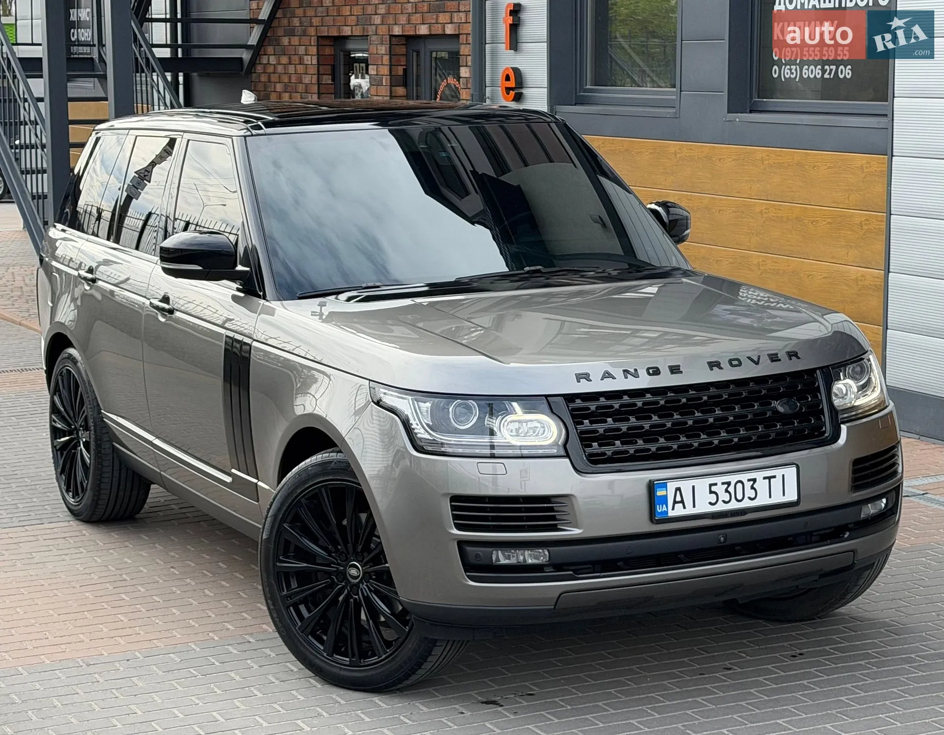 2017 Land Rover Range Rover - мініатюра 3