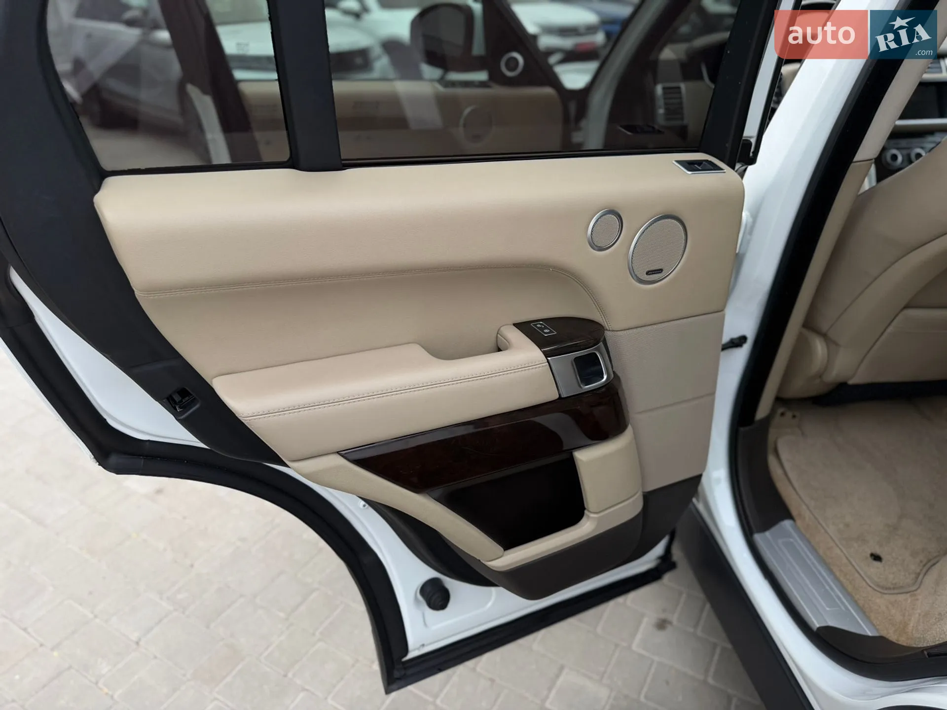 2016 Land Rover Range Rover - мініатюра 19