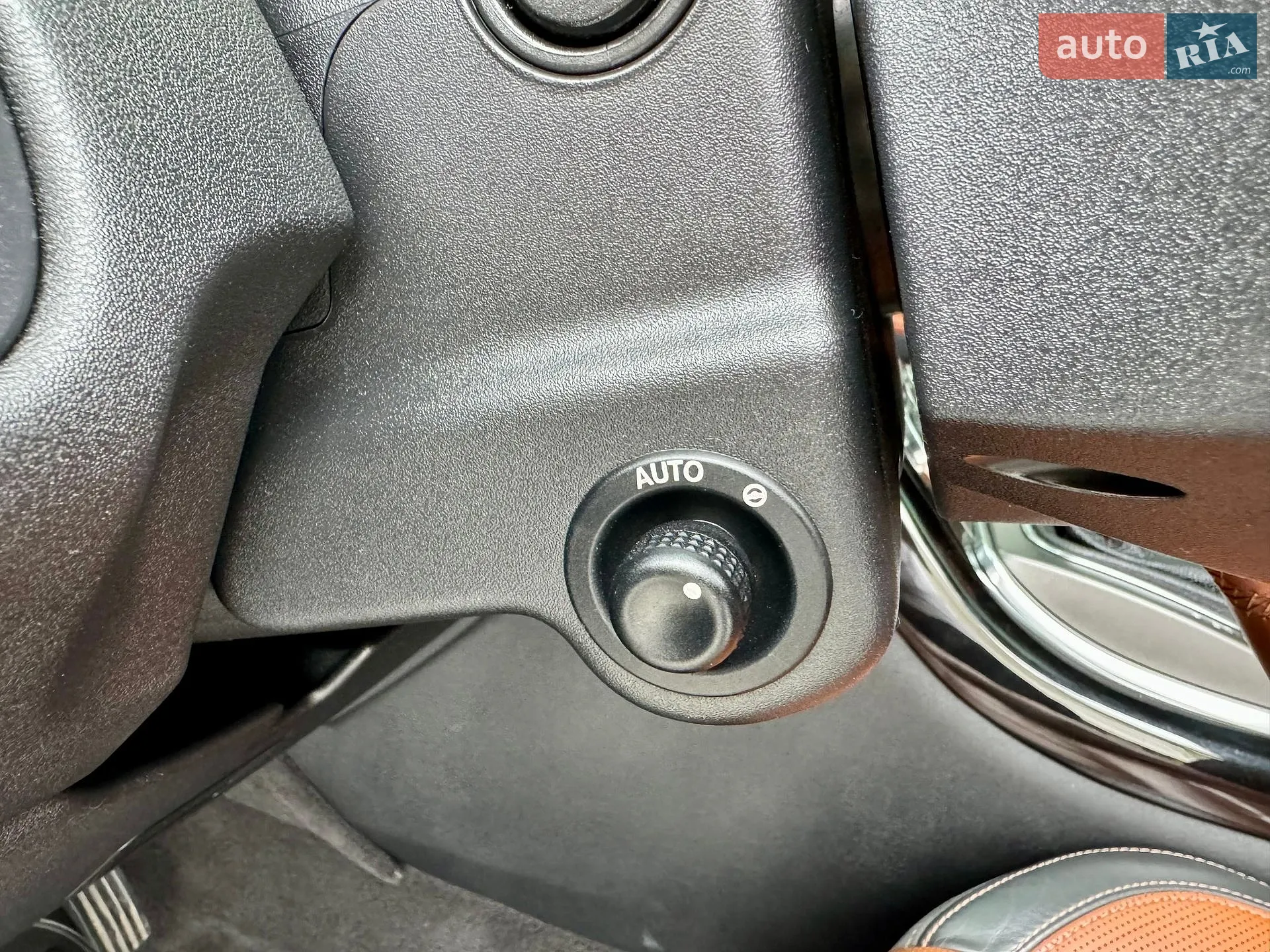 2011 Land Rover Range Rover - мініатюра 27