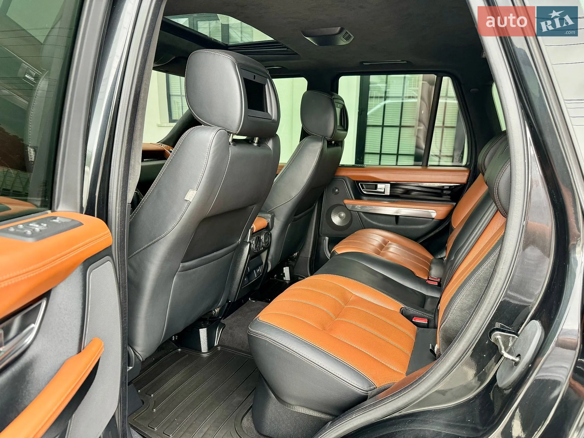 2011 Land Rover Range Rover - мініатюра 35