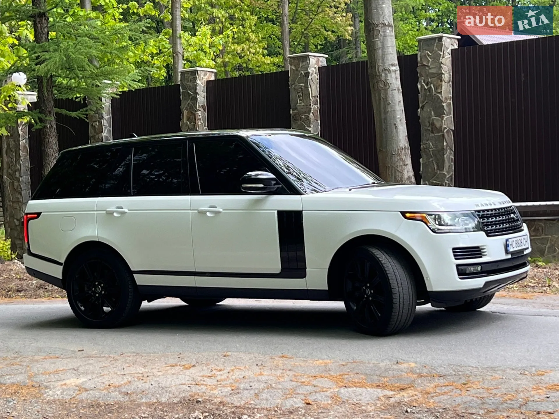 2015 Land Rover Range Rover - мініатюра 28