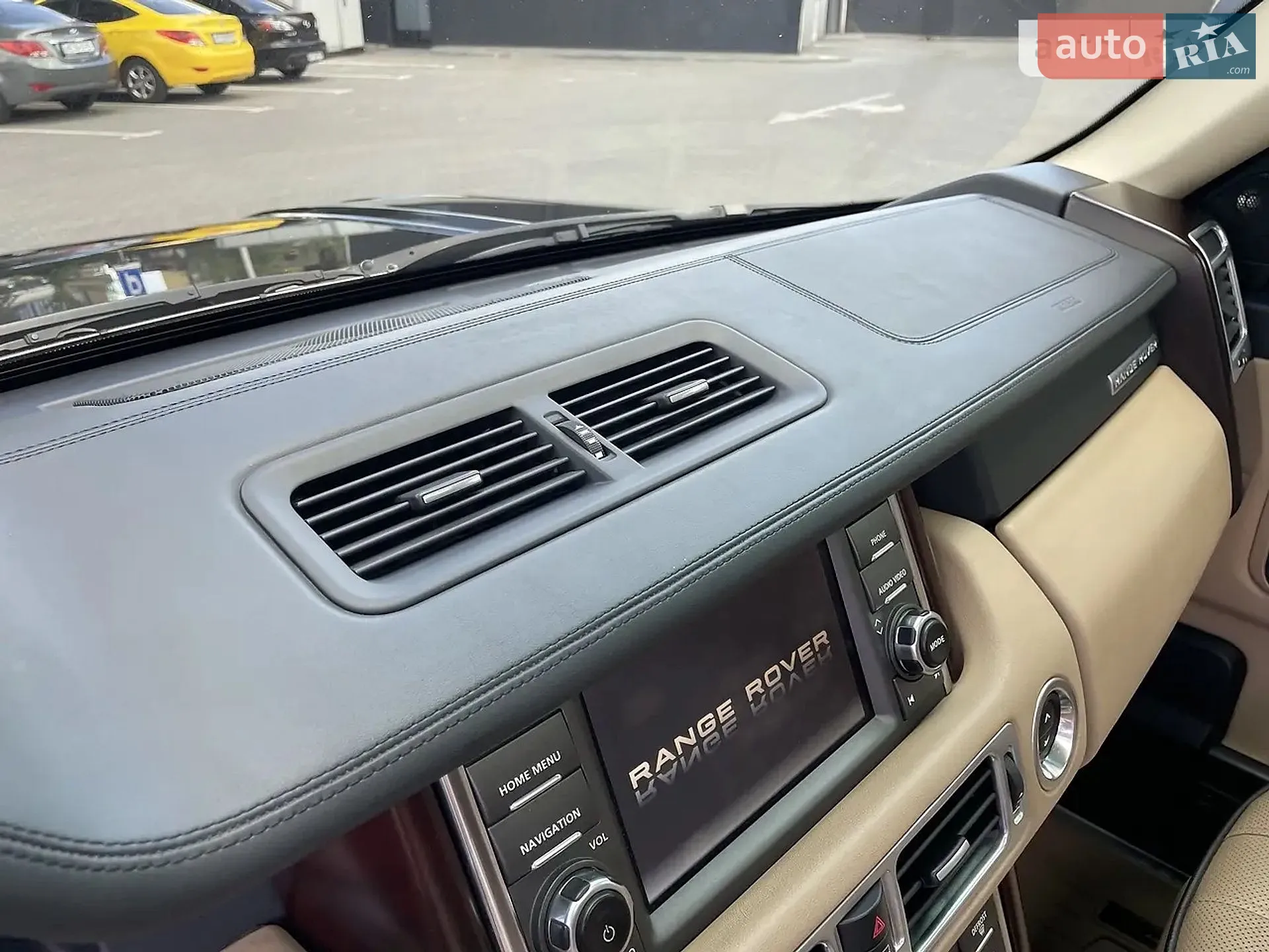 2010 Land Rover Range Rover - мініатюра 22