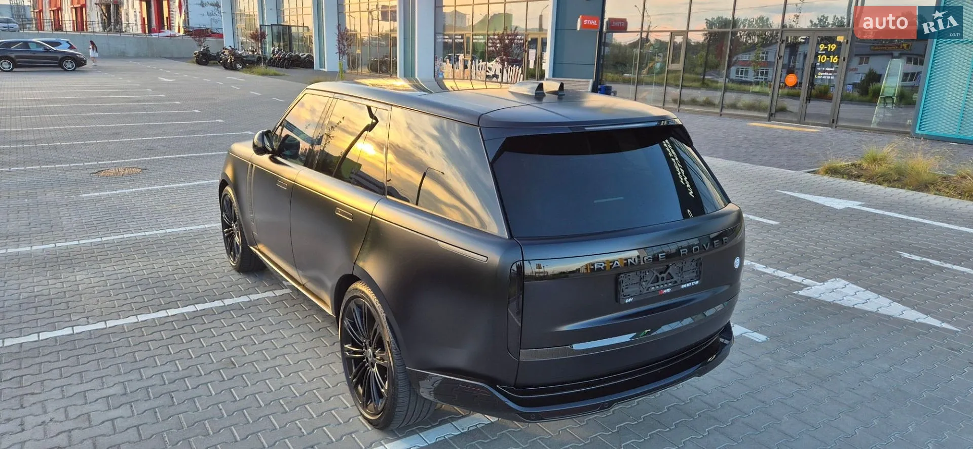 2023 Land Rover Range Rover - мініатюра 14
