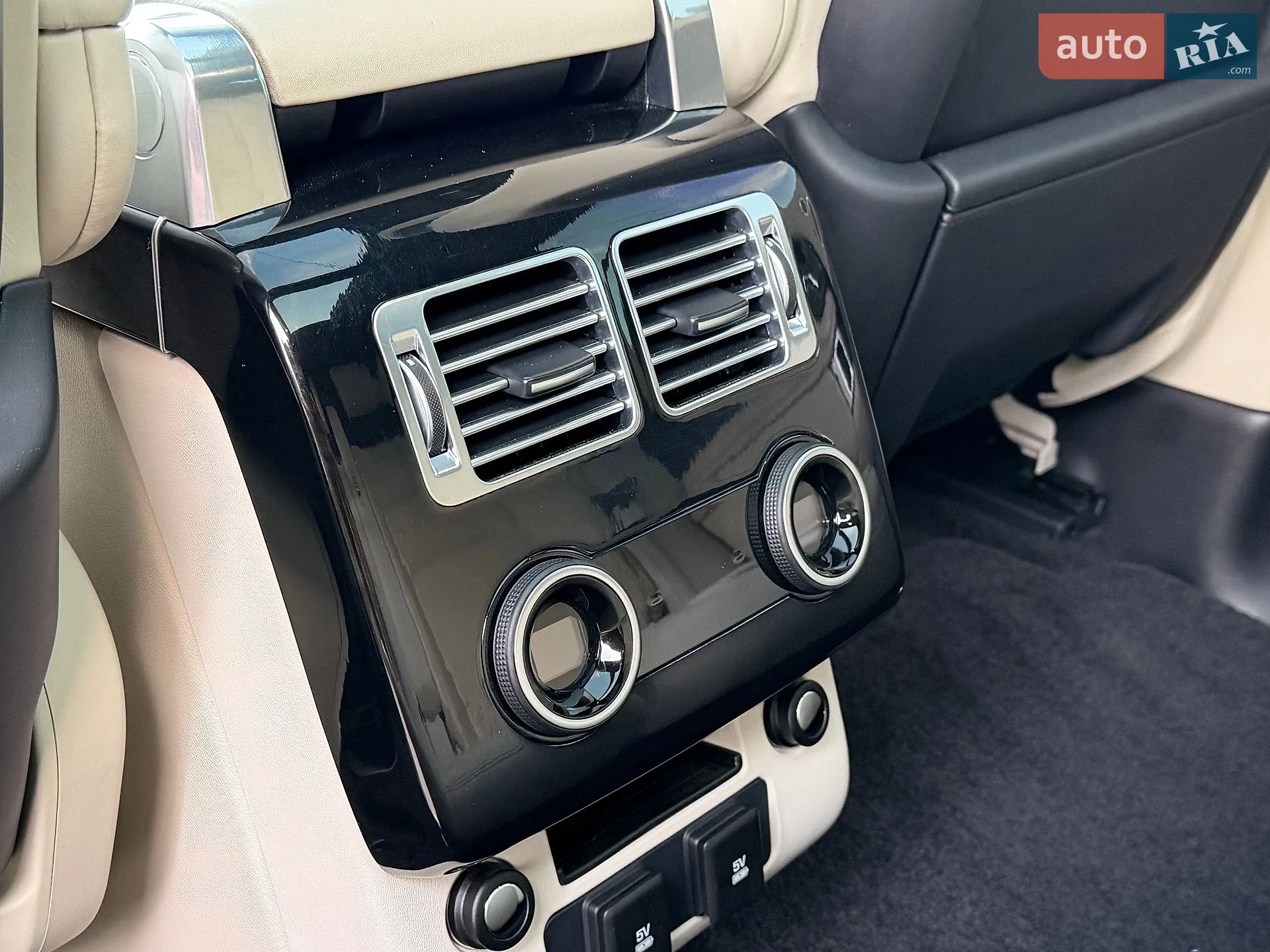 2020 Land Rover Range Rover - мініатюра 22