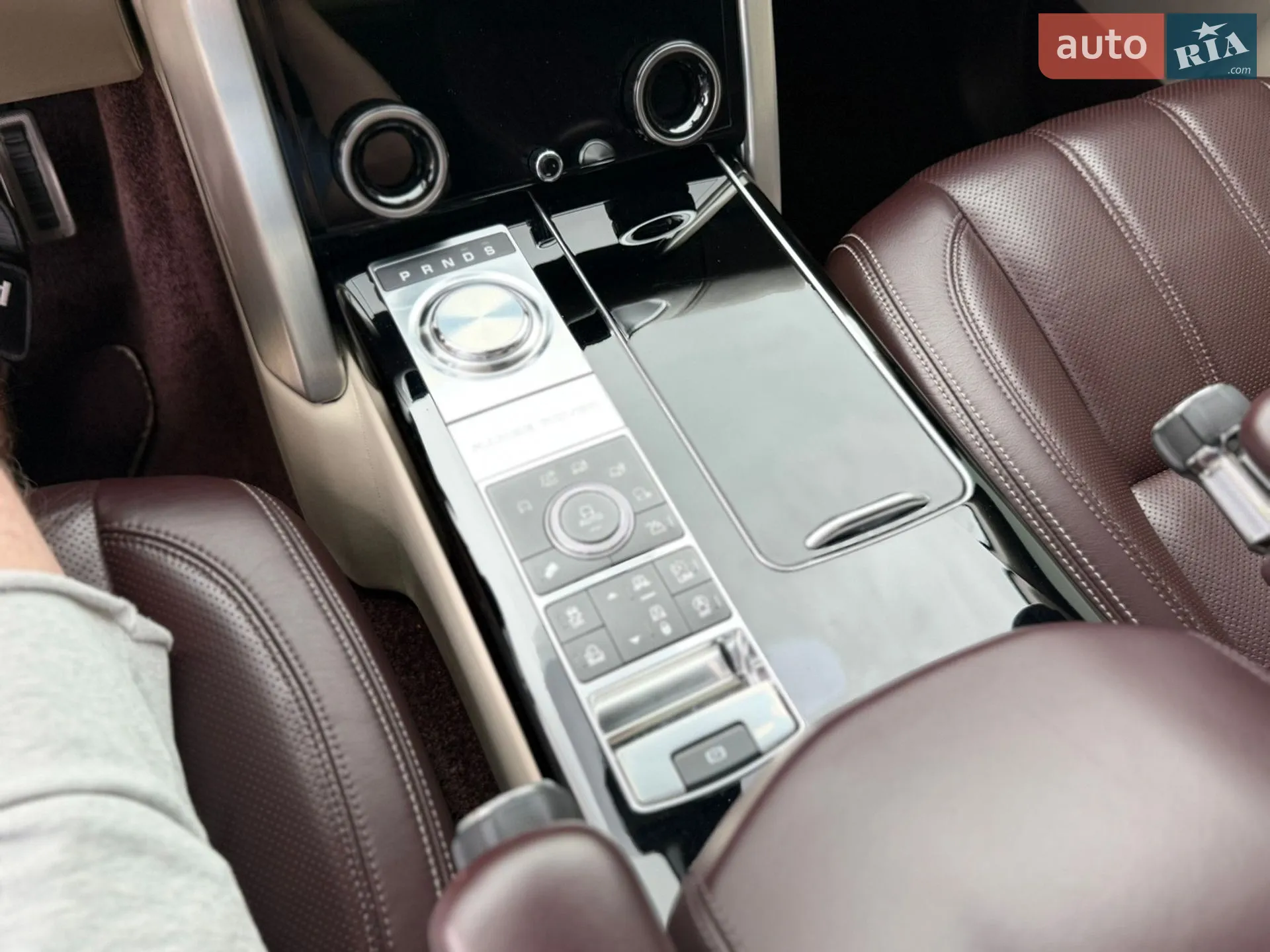 2016 Land Rover Range Rover - мініатюра 35