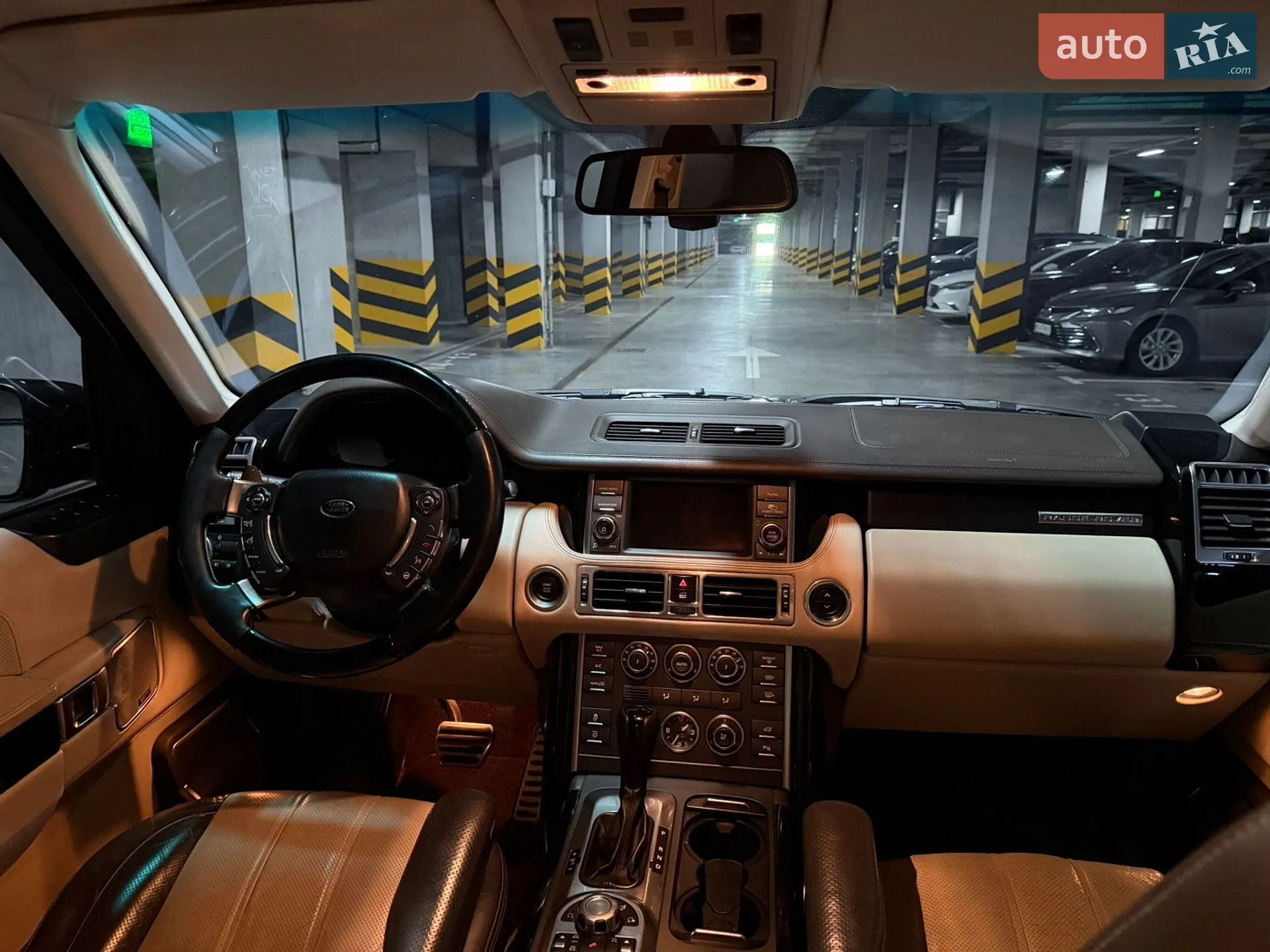 2011 Land Rover Range Rover - мініатюра 22